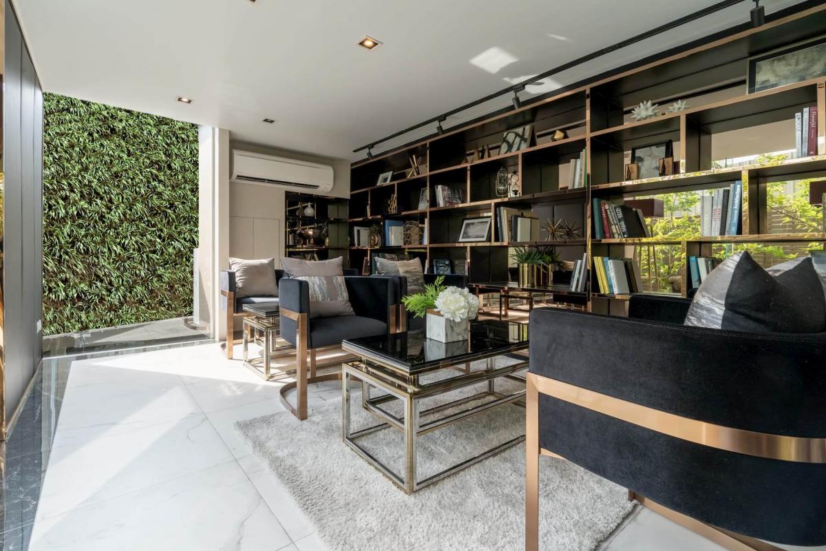 ขายคอนโดสยาม จุฬา สามย่าน : 28/02/2026, รวมค่าโอนคอนโด Altitude Samyan-Silom 30 ตรม. ใจกลางเมือง ใกล้ BTS/MRT สะดวก ครบครัน! เพียง 4.4 ล้าน ลงทุนหรืออยู่เองก็คุ้มค่า!