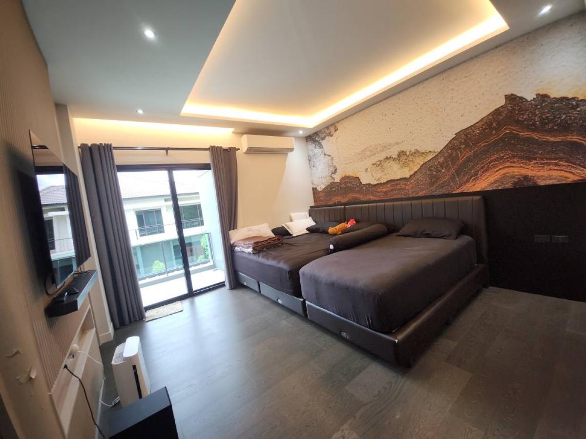 ให้เช่าบ้านบางนา แบริ่ง ลาซาล : 28/02/2026, ที่สุดแห่งบ้านหรู 5 ห้องนอน ใน The City บางนา! 
Luxury 5-Bedroom Home in The City Bangna – Your Dream Awaits!