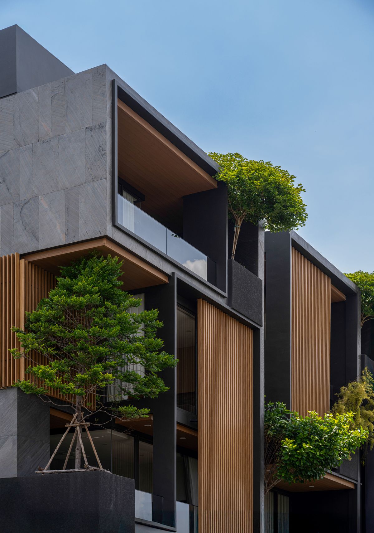 For SaleTownhomeLadprao101, Happy Land, The Mall Bang Kapi : 𝑨𝑹𝑩𝑶𝑹 𝑼𝑹𝑩𝑨𝑵 𝑳𝒂𝒅𝒑𝒓𝒂𝒐 𝑻𝒉𝒆 𝒍𝒂𝒔𝒕 𝒄𝒐𝒓𝒏𝒆𝒓 𝒉𝒐𝒖𝒔𝒆 🚈 𝑳𝒖𝒙𝒖𝒓𝒚 𝒉𝒐𝒖𝒔𝒆 𝒓𝒆𝒂𝒅𝒚 𝒕𝒐 𝒎𝒐𝒗𝒆 𝒊𝒏 𝑵𝒆𝒂𝒓 𝒍𝒆𝒂𝒅𝒊𝒏𝒈 𝒊𝒏𝒕𝒆𝒓𝒏𝒂𝒕𝒊𝒐𝒏𝒂𝒍 𝒔𝒄𝒉𝒐𝒐𝒍𝒔, 𝒐𝒏𝒍𝒚 𝟏𝟎 𝒎𝒊𝒏𝒖𝒕𝒆𝒔 𝑷𝒓𝒊𝒄𝒆 𝟑𝟗.𝟗 𝑴𝒃. 