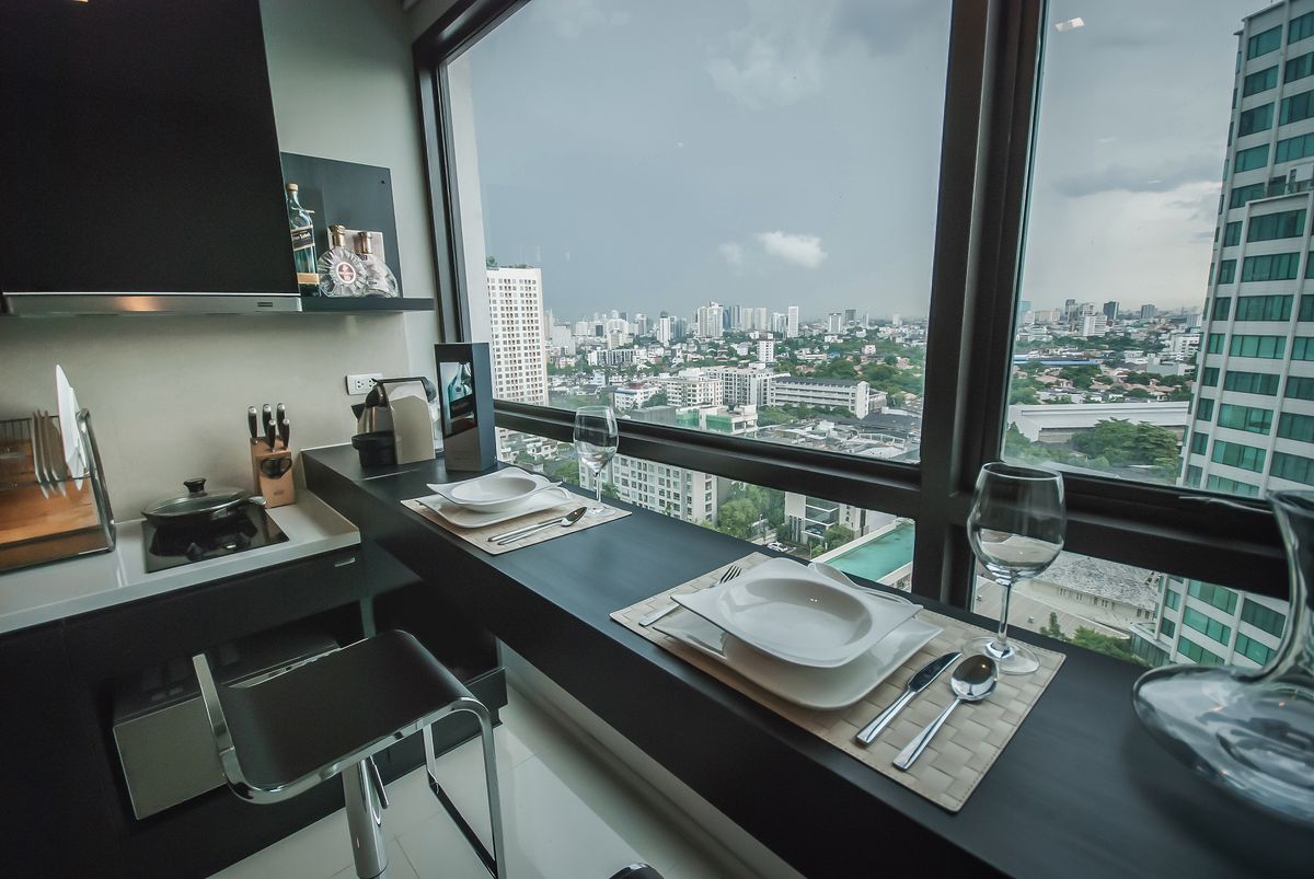 ให้เช่าคอนโดอ่อนนุช อุดมสุข : Skybar | Rhythm 44/1 | Add Me: @690fdzjm
