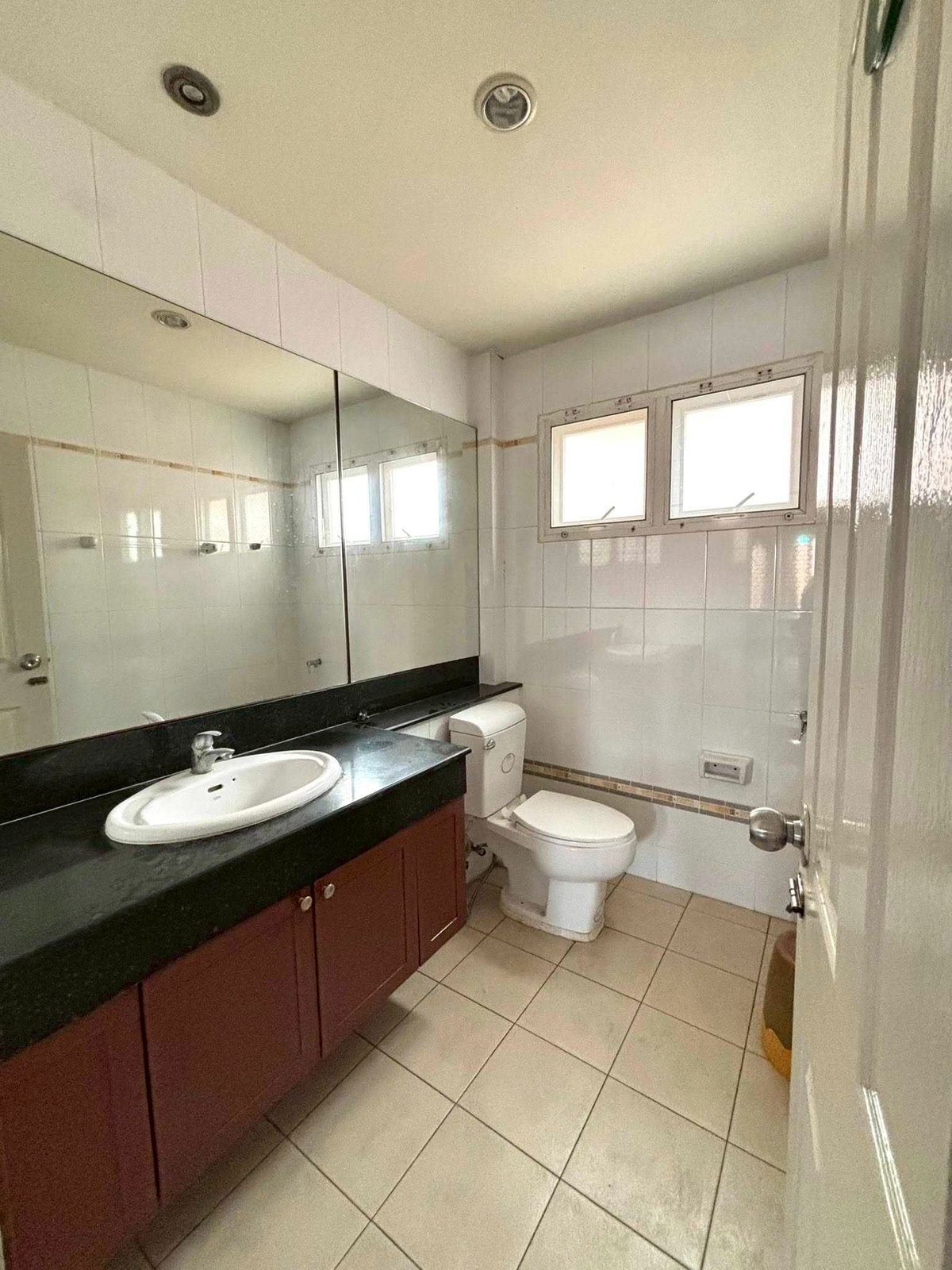 ให้เช่าบ้านพัฒนาการ ศรีนครินทร์ : ให้เช่าบ้านกรองทอง วิลล่าพาร์ค กรุงเทพกรีฑา 7 