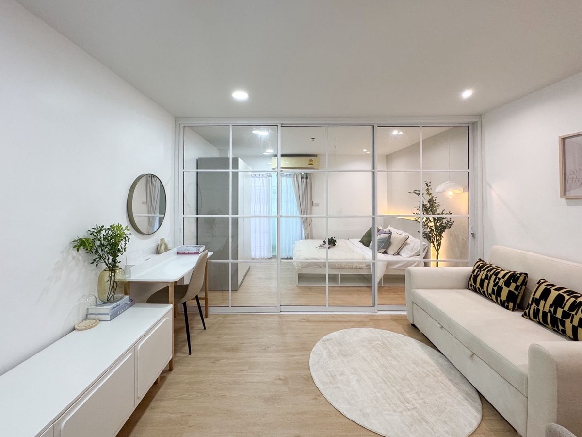 ขายคอนโดวิภาวดี ดอนเมือง หลักสี่ : ขาย !! คอนโด Regent Home 1 พหลโยธิน 67 (Regent Home 1) ตั้งอยู่บนทำเลฮอต พหลโยธิน 67 โอบล้อมด้วยความสะดวกสบาย 