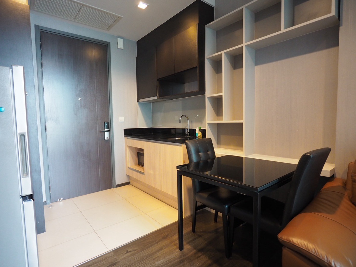 ให้เช่าคอนโดสุขุมวิท อโศก ทองหล่อ : ✨ GT15793 | คอนโด Edge Sukhumvit 23 เดินทางสะดวก ใกล้รถไฟฟ้าบีทีเอส มีรถรับส่ง เฟอร์นิเจอร์ครบ พร้อมอยู่