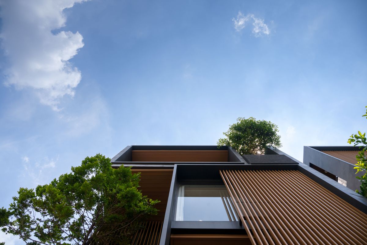 For SaleTownhomeLadprao101, Happy Land, The Mall Bang Kapi : 𝑨𝑹𝑩𝑶𝑹 𝑼𝑹𝑩𝑨𝑵 𝑳𝒂𝒅𝒑𝒓𝒂𝒐 𝑻𝒉𝒆 𝒍𝒂𝒔𝒕 𝒄𝒐𝒓𝒏𝒆𝒓 𝒉𝒐𝒖𝒔𝒆 🚈 𝑳𝒖𝒙𝒖𝒓𝒚 𝒉𝒐𝒖𝒔𝒆 𝒓𝒆𝒂𝒅𝒚 𝒕𝒐 𝒎𝒐𝒗𝒆 𝒊𝒏 𝑵𝒆𝒂𝒓 𝒍𝒆𝒂𝒅𝒊𝒏𝒈 𝒊𝒏𝒕𝒆𝒓𝒏𝒂𝒕𝒊𝒐𝒏𝒂𝒍 𝒔𝒄𝒉𝒐𝒐𝒍𝒔, 𝒐𝒏𝒍𝒚 𝟏𝟎 𝒎𝒊𝒏𝒖𝒕𝒆𝒔 𝑷𝒓𝒊𝒄𝒆 𝟑𝟗.𝟗 𝑴𝒃. 