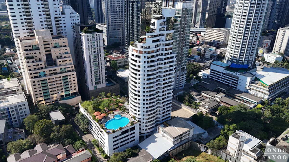 ขายคอนโดคลองเตย กล้วยน้ำไท : ห้องใหญ่ ใกล้บีทีเอสทองหล่อ 370 ตรม. 31 ล้าน !