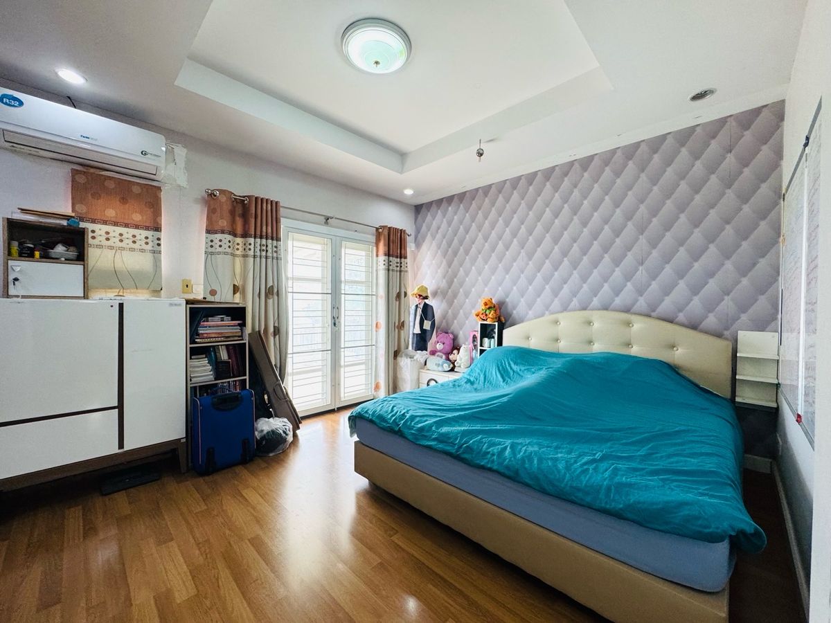 For SaleHouseRama5, Ratchapruek, Bangkruai : Chuan Chuen Pinklao Project, big house, good location, road in front of the house, 12 meters wide