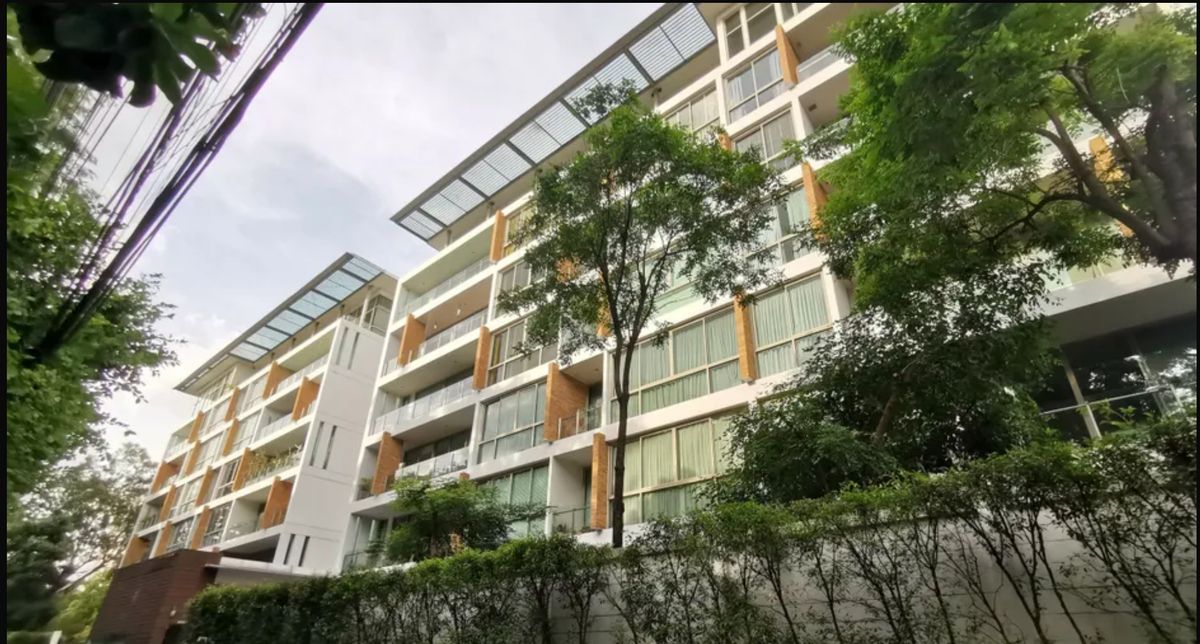 For RentCondoOnnut, Udomsuk : Ficus Lane is very high. 2 bedrooms 110 sqm. 55,000 baht. Can contact to see the room.