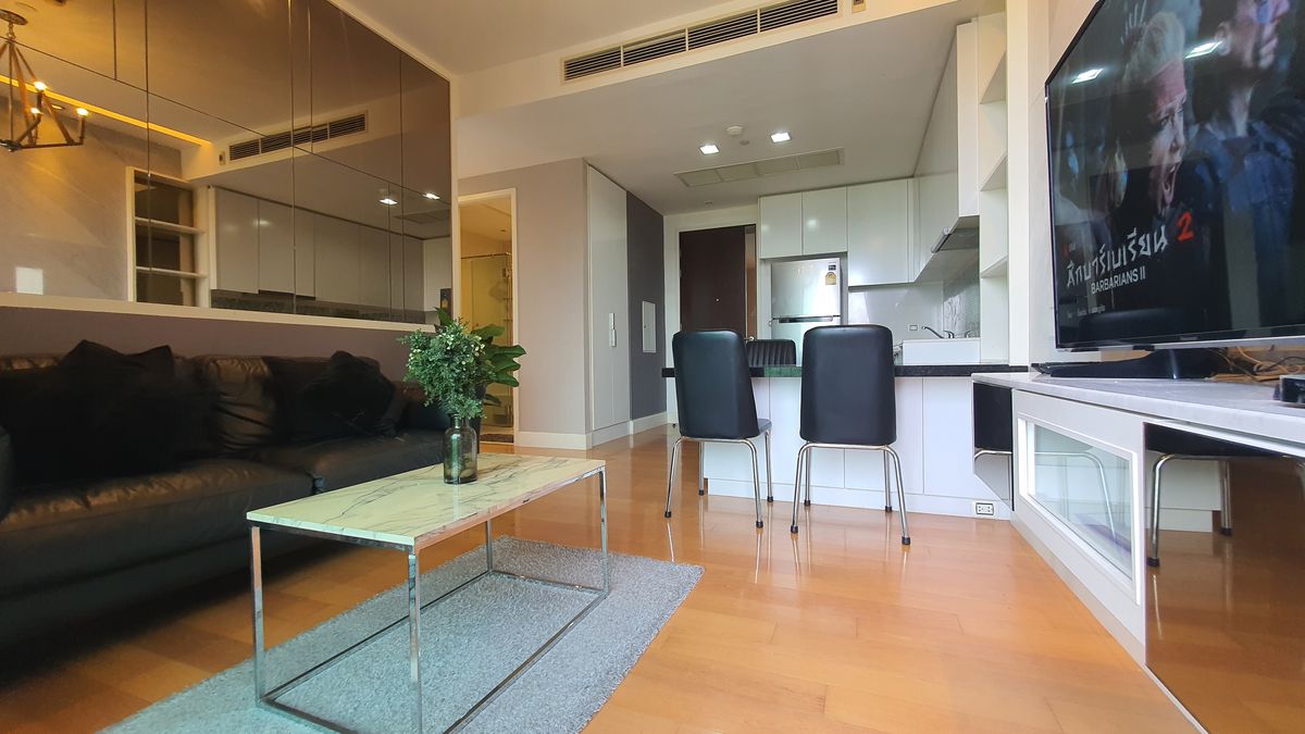 ให้เช่าคอนโดลาดพร้าว เซ็นทรัลลาดพร้าว : Equinox Phahol-Vipha | ให้เช่าห้อง 2 ห้องนอน แต่งสวยน่าอยู่ วิวสวนจตุจักร สีเขียวมุมกว้าง ราคาต่อรองได้ ทำเลสะดวกมาก เข้าออกได้ 2 ทาง