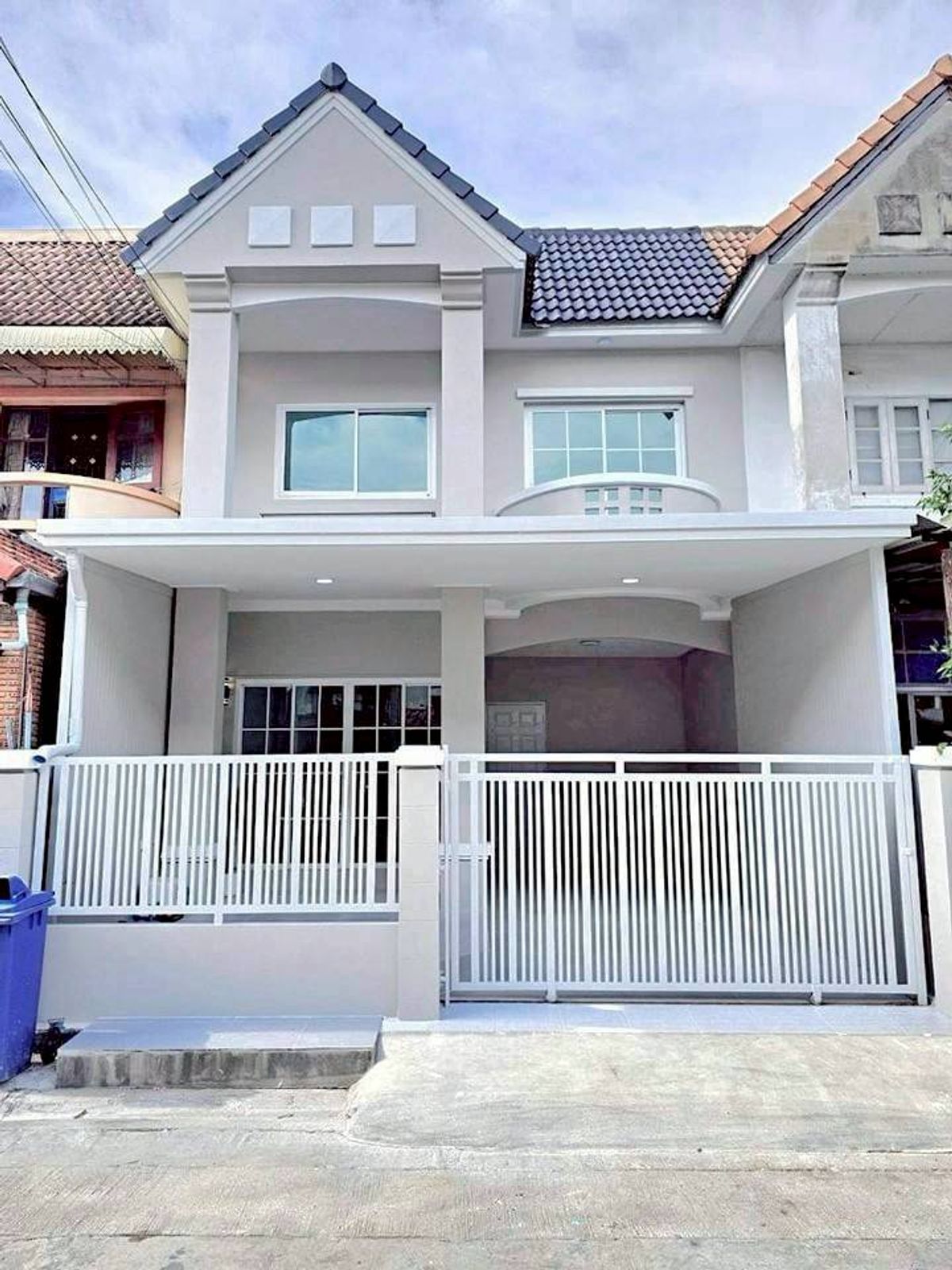ขายทาวน์โฮมนนทบุรี บางใหญ่ บางบัวทอง : 📣 ขายบ้านทาวน์เฮาส์ลภาวัล 8 รีโนเวทใหม่ทั้งหลัง พร้อมเข้าอยู่