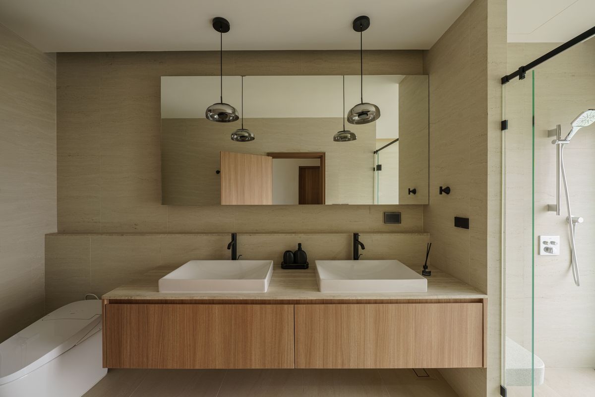 For SaleTownhomeLadprao101, Happy Land, The Mall Bang Kapi : 𝑨𝑹𝑩𝑶𝑹 𝑼𝑹𝑩𝑨𝑵 𝑳𝒂𝒅𝒑𝒓𝒂𝒐 𝑻𝒉𝒆 𝒍𝒂𝒔𝒕 𝒄𝒐𝒓𝒏𝒆𝒓 𝒉𝒐𝒖𝒔𝒆 🚈 𝑳𝒖𝒙𝒖𝒓𝒚 𝒉𝒐𝒖𝒔𝒆 𝒓𝒆𝒂𝒅𝒚 𝒕𝒐 𝒎𝒐𝒗𝒆 𝒊𝒏 𝑵𝒆𝒂𝒓 𝒍𝒆𝒂𝒅𝒊𝒏𝒈 𝒊𝒏𝒕𝒆𝒓𝒏𝒂𝒕𝒊𝒐𝒏𝒂𝒍 𝒔𝒄𝒉𝒐𝒐𝒍𝒔, 𝒐𝒏𝒍𝒚 𝟏𝟎 𝒎𝒊𝒏𝒖𝒕𝒆𝒔 𝑷𝒓𝒊𝒄𝒆 𝟑𝟗.𝟗 𝑴𝒃. 