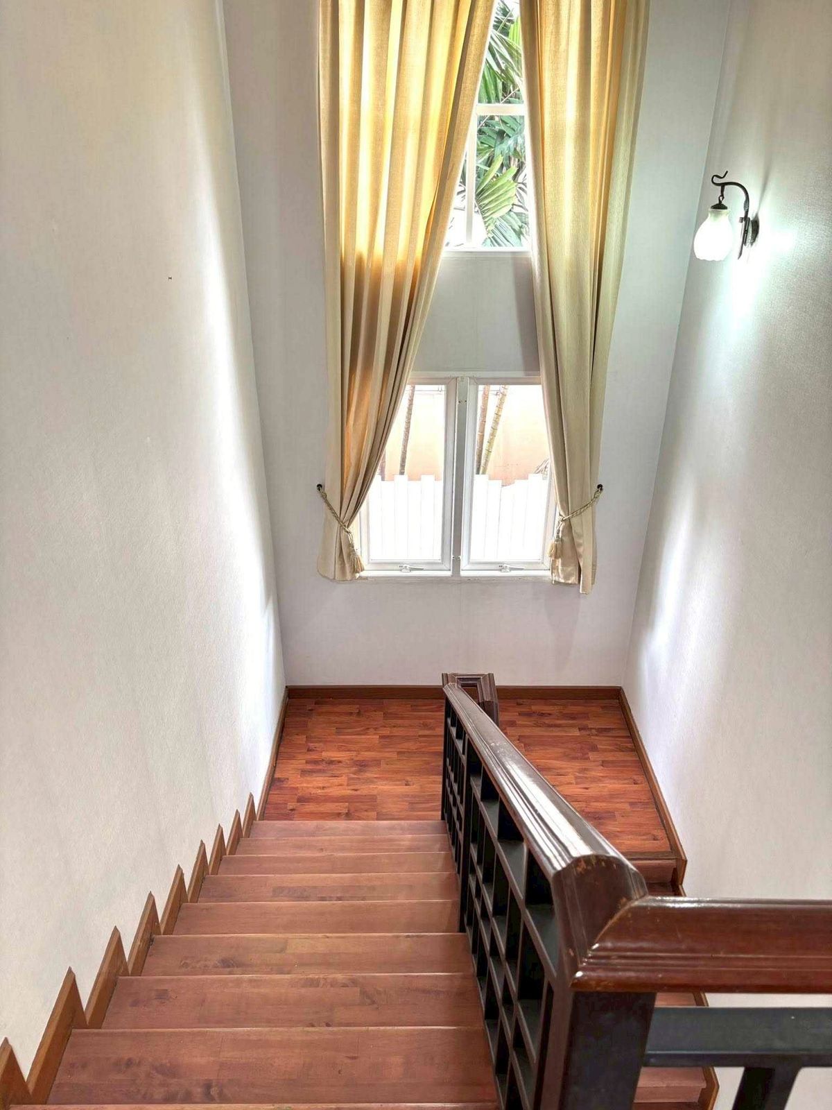 ให้เช่าบ้านพัฒนาการ ศรีนครินทร์ : ให้เช่าบ้านกรองทอง วิลล่าพาร์ค กรุงเทพกรีฑา 7 