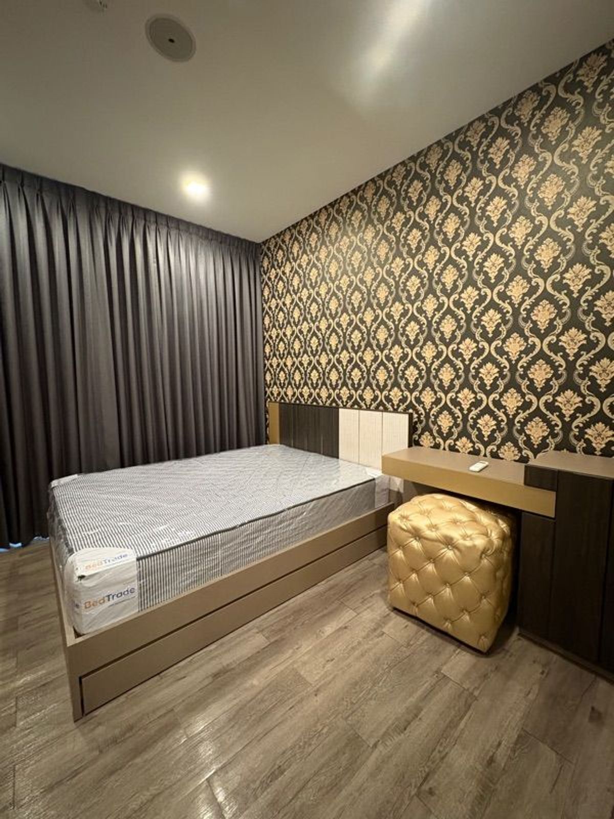ขายคอนโดรัชดา ห้วยขวาง : T1150753 ให้เช่า คอนโด Brown Condo Ratchada 32 ขนาด 33 ตร.ม ชั้น 5 ห้องมุม