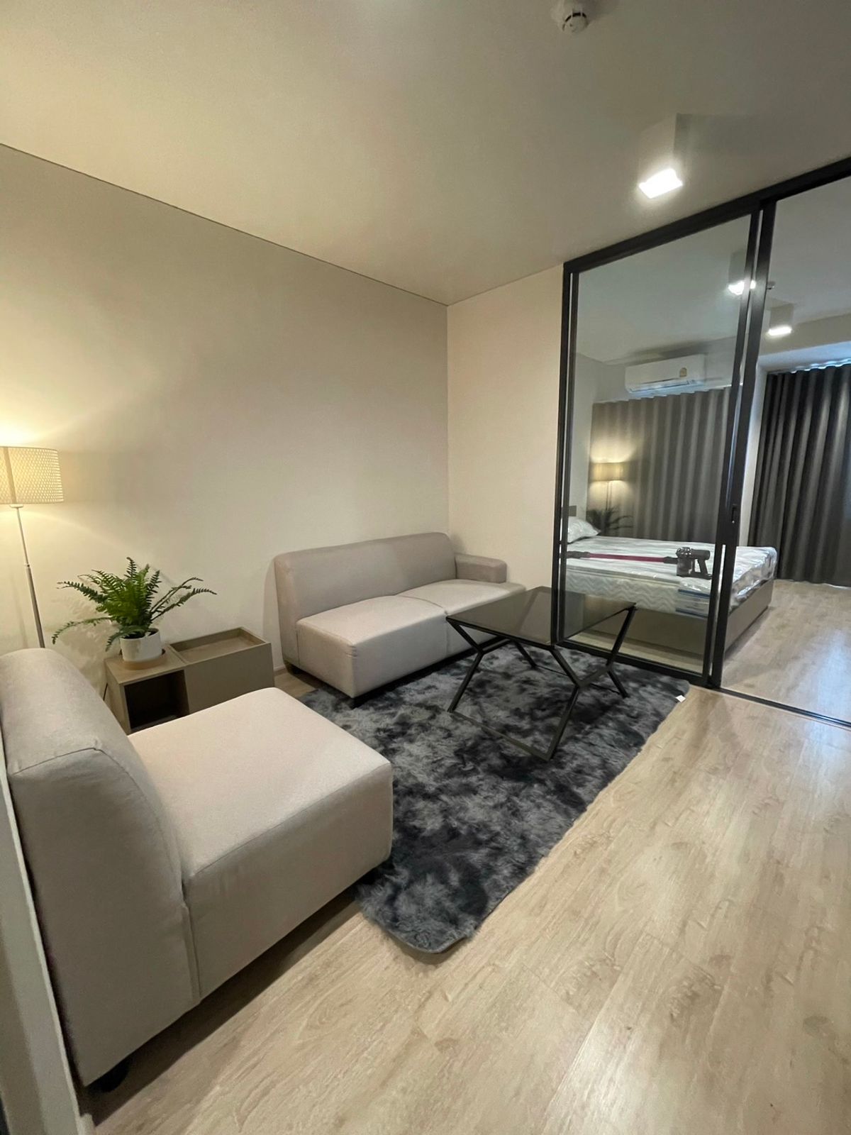 ขายคอนโดวงเวียนใหญ่ เจริญนคร : Ideo Sathorn - Wongwian Yai / 1 Bedroom (FOR SALE), ไอดีโอ สาทร - วงเวียนใหญ่ / 1 ห้องนอน (ขาย) DO709