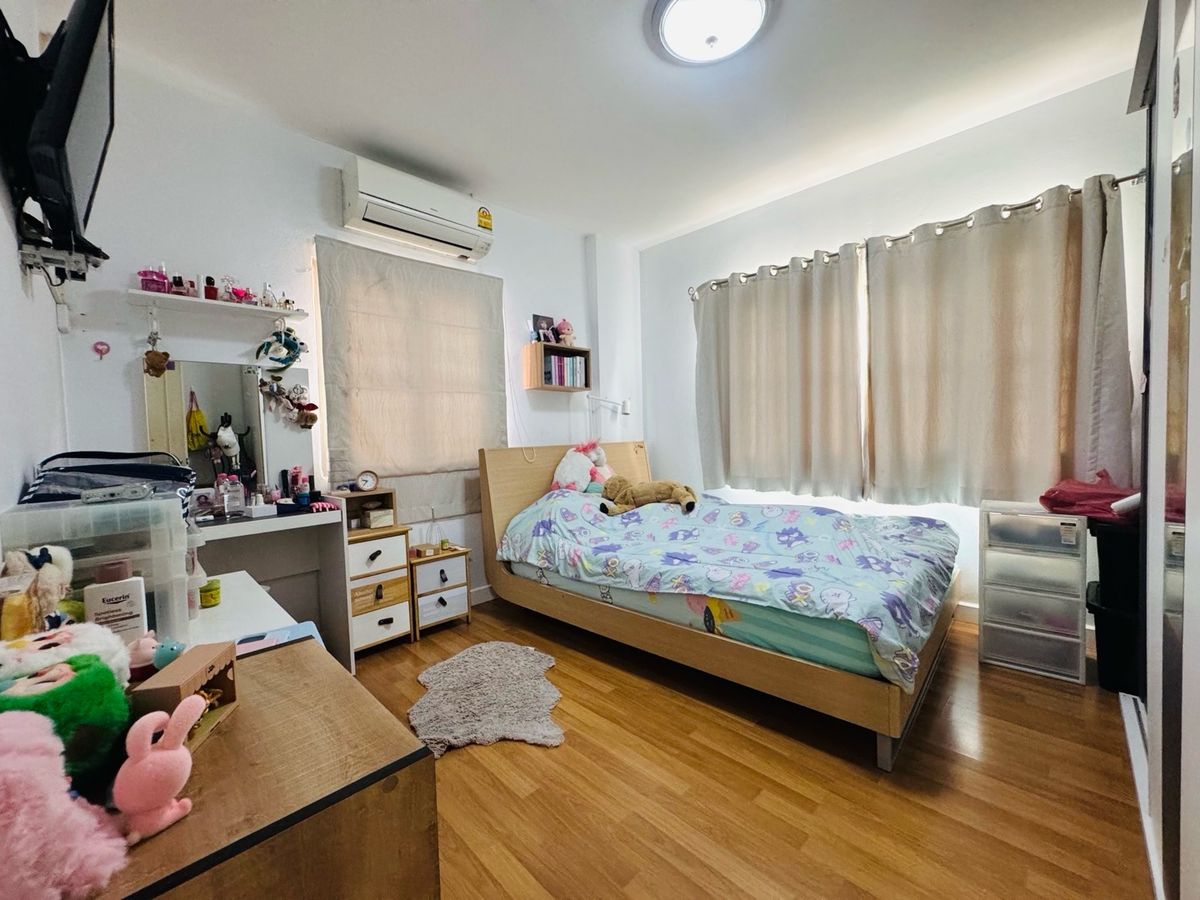 For SaleHouseRama5, Ratchapruek, Bangkruai : Chuan Chuen Pinklao Project, big house, good location, road in front of the house, 12 meters wide