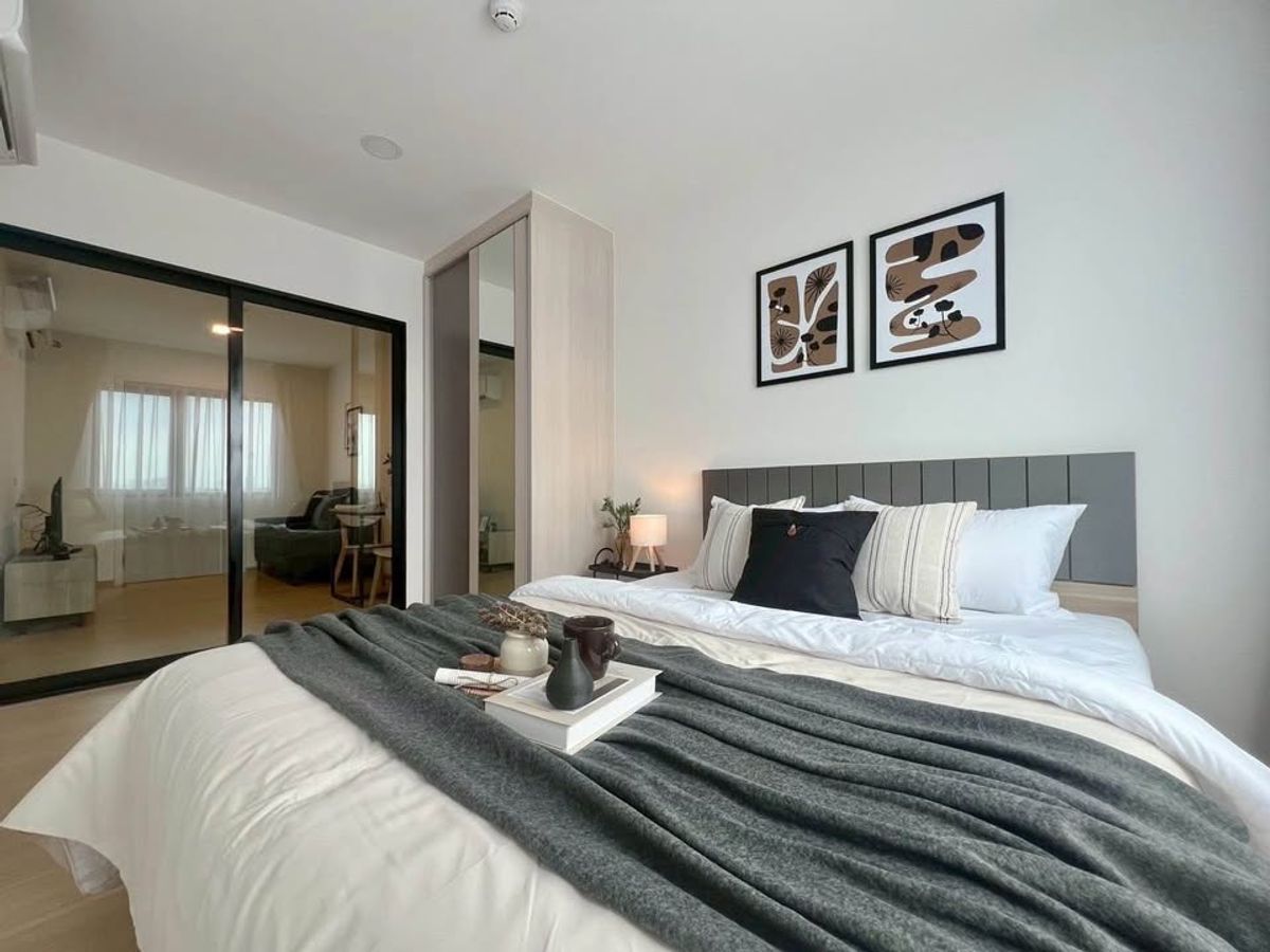 For RentCondoKasetsart, Ratchayothin : 🔥 Hurry up. Mom‼ ️ Never rented 💖 Good view, open, airy, comfortable, easy to travel near two MRT‼ ️ Anyone who sees it wow 💥