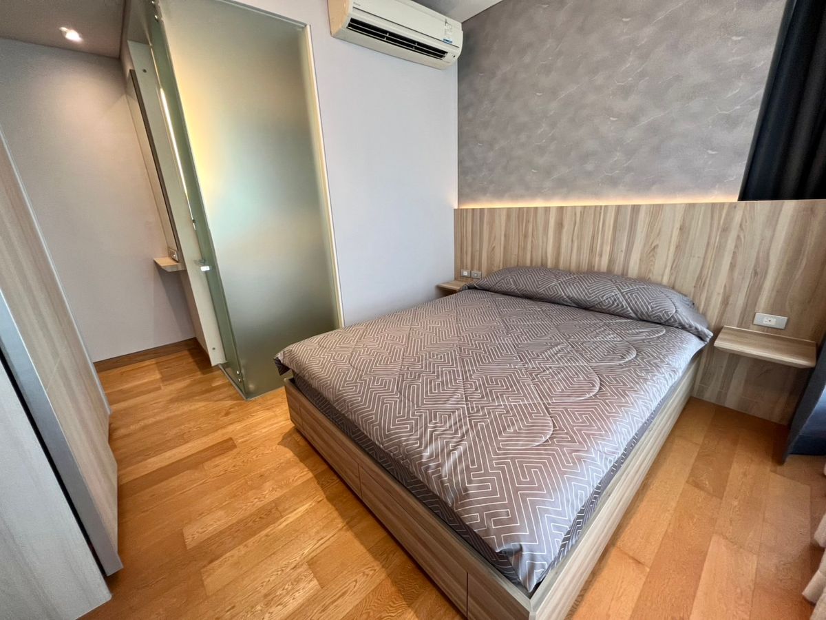 คอนโดสุขุมวิท อโศก ทองหล่อ : คอนโด The Lumpini 24 เดินทางสะดวก ใกล้รถไฟฟ้าบีทีเอส มีรถรับส่ง ห้องสวย เฟอร์นิเจอร์ครบ พร้อมอยู่!!