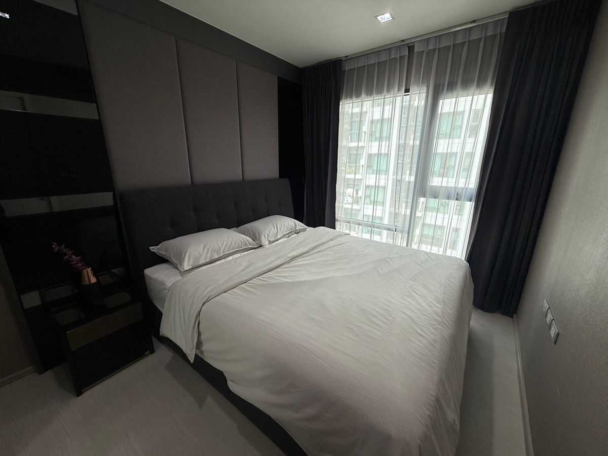 ให้เช่าคอนโดสุขุมวิท อโศก ทองหล่อ : ให้เช่า Rhythm Sukhumvit 36-38 ราคา 48,000 บาท [MKr250712]