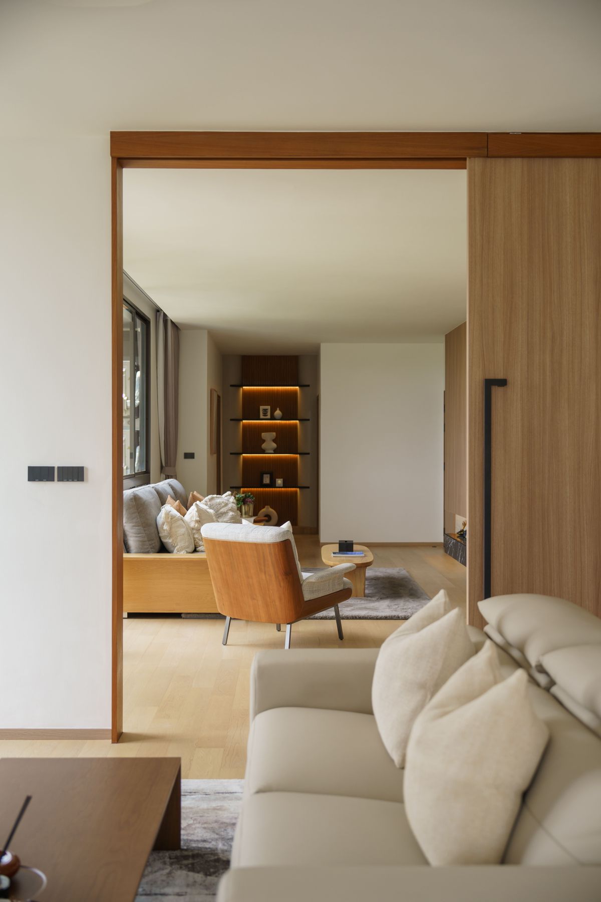 For SaleTownhomeLadprao101, Happy Land, The Mall Bang Kapi : 𝑨𝑹𝑩𝑶𝑹 𝑼𝑹𝑩𝑨𝑵 𝑳𝒂𝒅𝒑𝒓𝒂𝒐 𝑻𝒉𝒆 𝒍𝒂𝒔𝒕 𝒄𝒐𝒓𝒏𝒆𝒓 𝒉𝒐𝒖𝒔𝒆 🚈 𝑳𝒖𝒙𝒖𝒓𝒚 𝒉𝒐𝒖𝒔𝒆 𝒓𝒆𝒂𝒅𝒚 𝒕𝒐 𝒎𝒐𝒗𝒆 𝒊𝒏 𝑵𝒆𝒂𝒓 𝒍𝒆𝒂𝒅𝒊𝒏𝒈 𝒊𝒏𝒕𝒆𝒓𝒏𝒂𝒕𝒊𝒐𝒏𝒂𝒍 𝒔𝒄𝒉𝒐𝒐𝒍𝒔, 𝒐𝒏𝒍𝒚 𝟏𝟎 𝒎𝒊𝒏𝒖𝒕𝒆𝒔 𝑷𝒓𝒊𝒄𝒆 𝟑𝟗.𝟗 𝑴𝒃. 