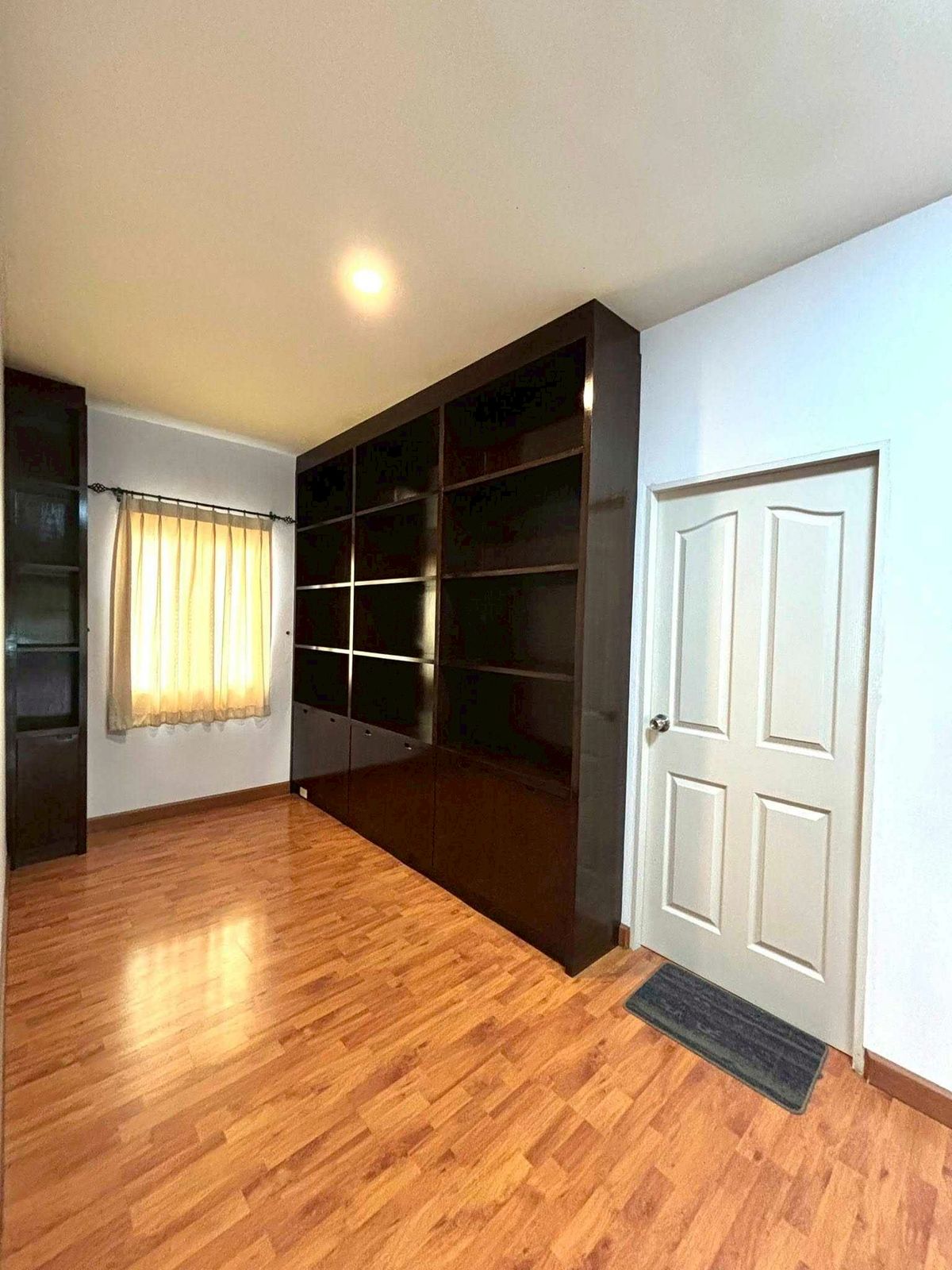 ให้เช่าบ้านพัฒนาการ ศรีนครินทร์ : ให้เช่าบ้านกรองทอง วิลล่าพาร์ค กรุงเทพกรีฑา 7 