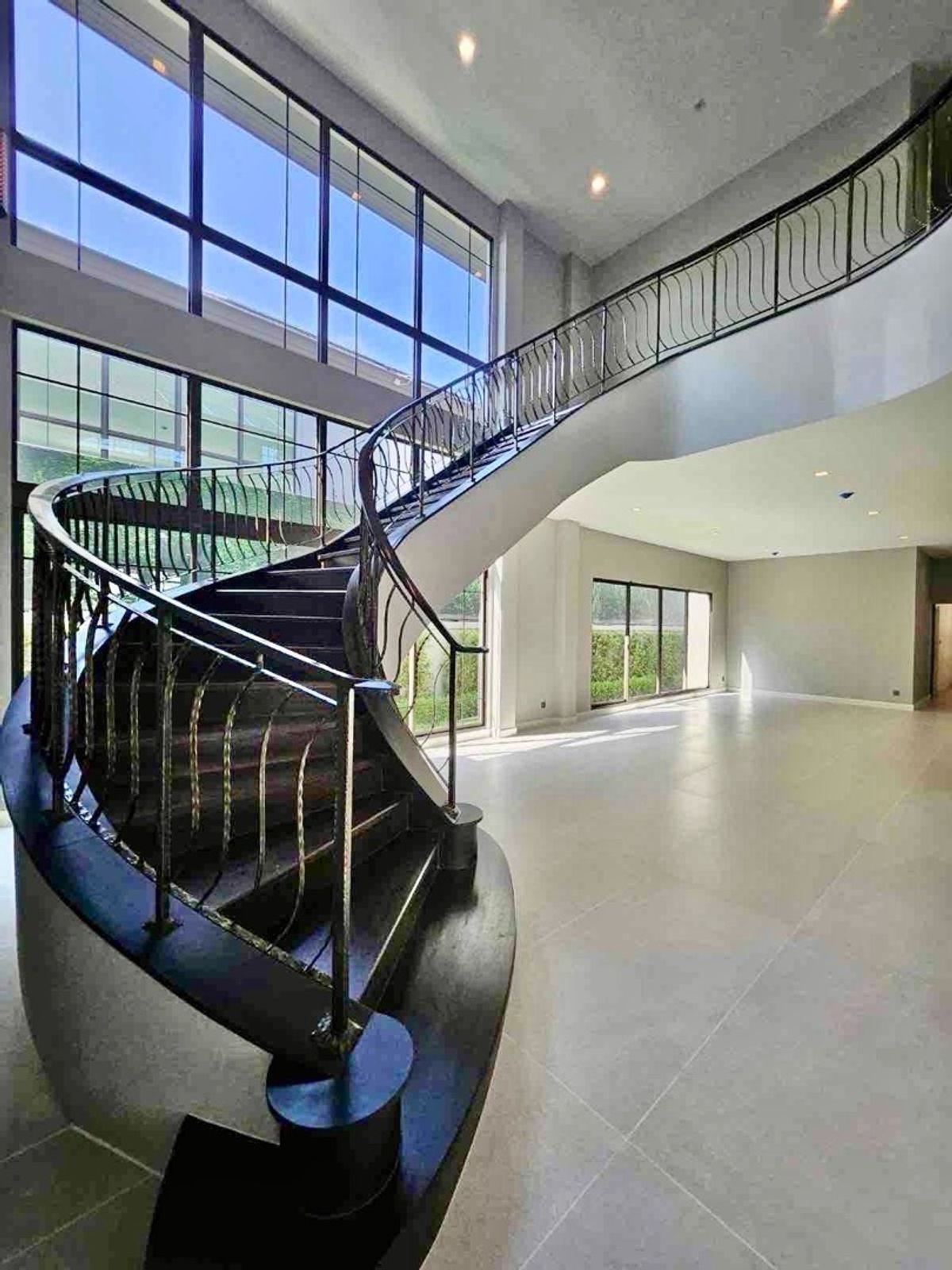 บ้านลาดกระบัง สุวรรณภูมิ : 📢👇บ้านในย่านกรุงเทพกรีฑา ใกล้โรงเรียนนานาชาติไบรท์ตัน คอลเลจ กรุงเทพฯ