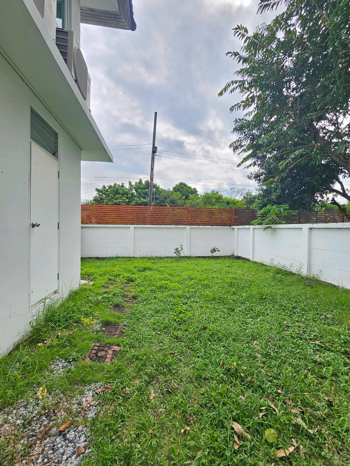 ขายบ้านพัฒนาการ ศรีนครินทร์ : 🏡 ขายบ้านเดี่ยว หมู่บ้านวิลล่า อะคาเดีย ศรีนครินทร์ Villa Acadia Srinakarin 98.2 ตร.วา | 3 ห้องนอน 3 ห้องน้ำ + ห้องแม่บ้านแยกพร้อมห้องน้ำ