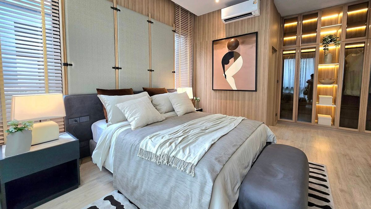 For SaleHousePhutthamonthon, Salaya : 𝑪𝑯𝑨𝑵𝑵 𝑻𝒉𝒆 𝑹𝒊𝒗𝒆𝒓𝒔𝒊𝒅𝒆 𝑩𝒐𝒓𝒐𝒎𝒓𝒂𝒕𝒄𝒉𝒂𝒄𝒉𝒐𝒏𝒏𝒂𝒏𝒊 𝑾𝒉𝒆𝒓𝒆 𝒕𝒓𝒂𝒏𝒒𝒖𝒊𝒍𝒊𝒕𝒚 𝒎𝒆𝒆𝒕𝒔 𝒕𝒊𝒎𝒆𝒍𝒆𝒔𝒔 𝒍𝒖𝒙𝒖𝒓𝒚