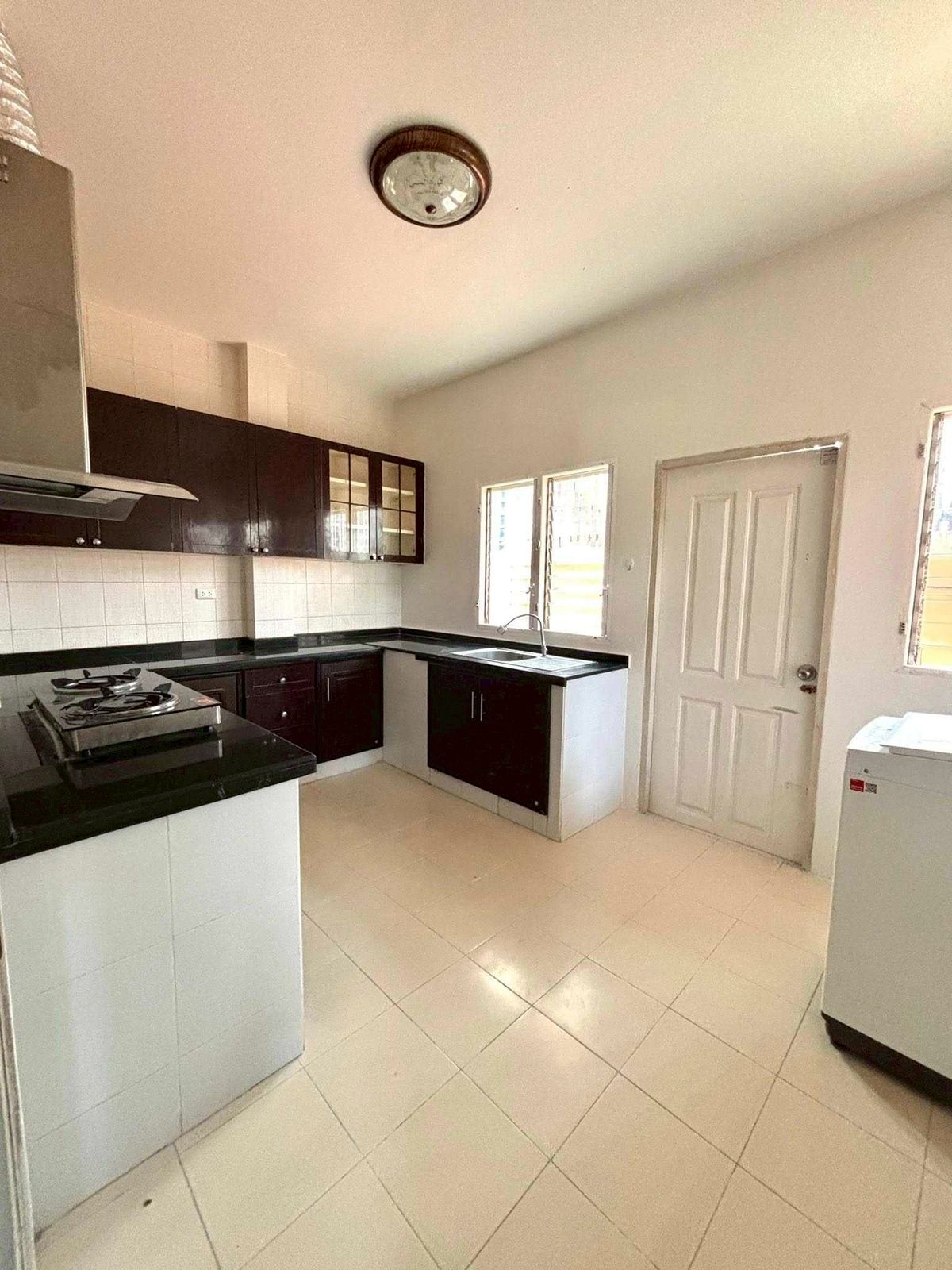 ให้เช่าบ้านพัฒนาการ ศรีนครินทร์ : ให้เช่าบ้านกรองทอง วิลล่าพาร์ค กรุงเทพกรีฑา 7 