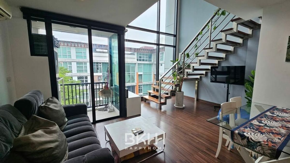 ขายคอนโดสุขุมวิท อโศก ทองหล่อ : D65 Condominium
