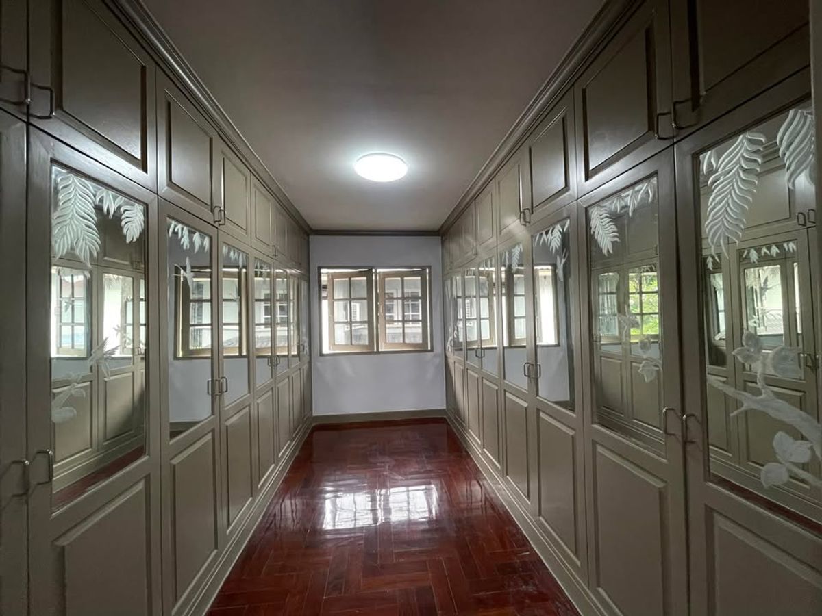 For SaleHouseSamut Prakan,Samrong : Preecha Village Srinakarin–Nam Daeng, spacious detached house with large usable area