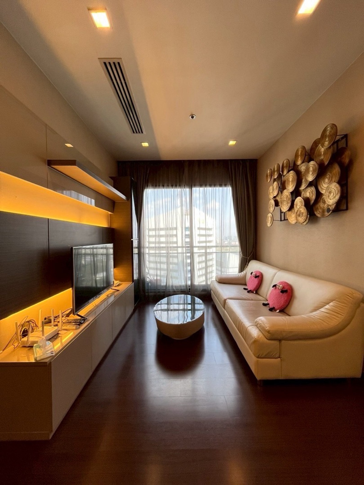 For RentCondoRatchadapisek, Huaikwang, Suttisan : IVY Ampio 2 Bedroom 80SQ.M Ready to rent. Contact 084-979-2464☎️