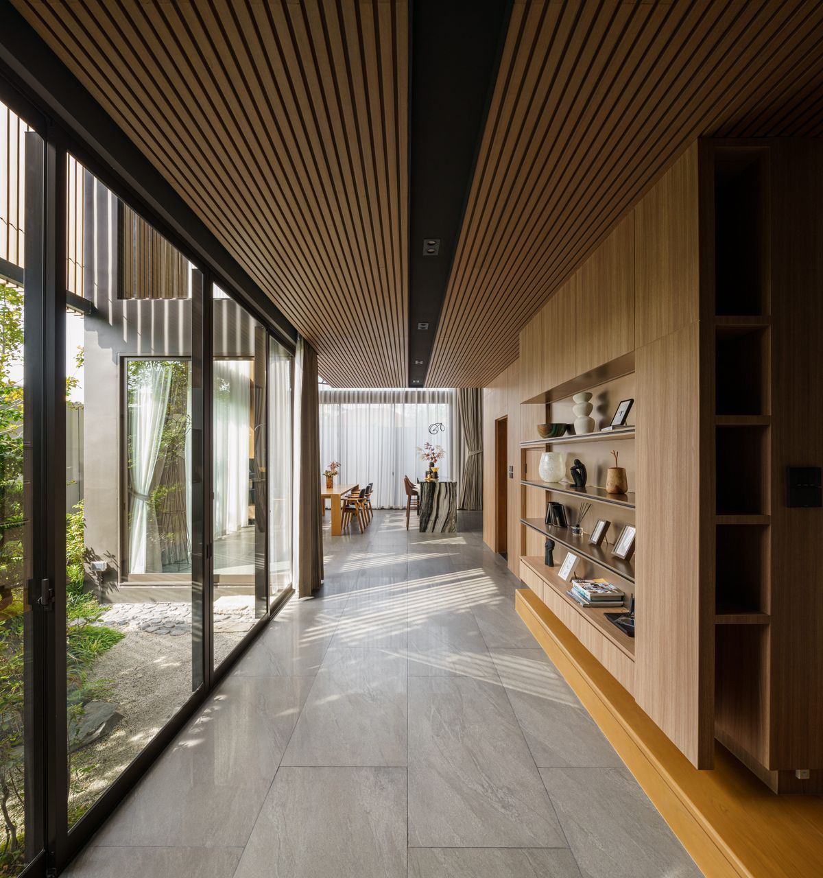 For SaleTownhomeLadprao101, Happy Land, The Mall Bang Kapi : 𝑨𝑹𝑩𝑶𝑹 𝑼𝑹𝑩𝑨𝑵 𝑳𝒂𝒅𝒑𝒓𝒂𝒐 𝑻𝒉𝒆 𝒍𝒂𝒔𝒕 𝒄𝒐𝒓𝒏𝒆𝒓 𝒉𝒐𝒖𝒔𝒆 🚈 𝑳𝒖𝒙𝒖𝒓𝒚 𝒉𝒐𝒖𝒔𝒆 𝒓𝒆𝒂𝒅𝒚 𝒕𝒐 𝒎𝒐𝒗𝒆 𝒊𝒏 𝑵𝒆𝒂𝒓 𝒍𝒆𝒂𝒅𝒊𝒏𝒈 𝒊𝒏𝒕𝒆𝒓𝒏𝒂𝒕𝒊𝒐𝒏𝒂𝒍 𝒔𝒄𝒉𝒐𝒐𝒍𝒔, 𝒐𝒏𝒍𝒚 𝟏𝟎 𝒎𝒊𝒏𝒖𝒕𝒆𝒔 𝑷𝒓𝒊𝒄𝒆 𝟑𝟗.𝟗 𝑴𝒃. 