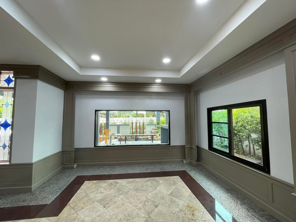 For SaleHouseSamut Prakan,Samrong : Preecha Village Srinakarin–Nam Daeng, spacious detached house with large usable area