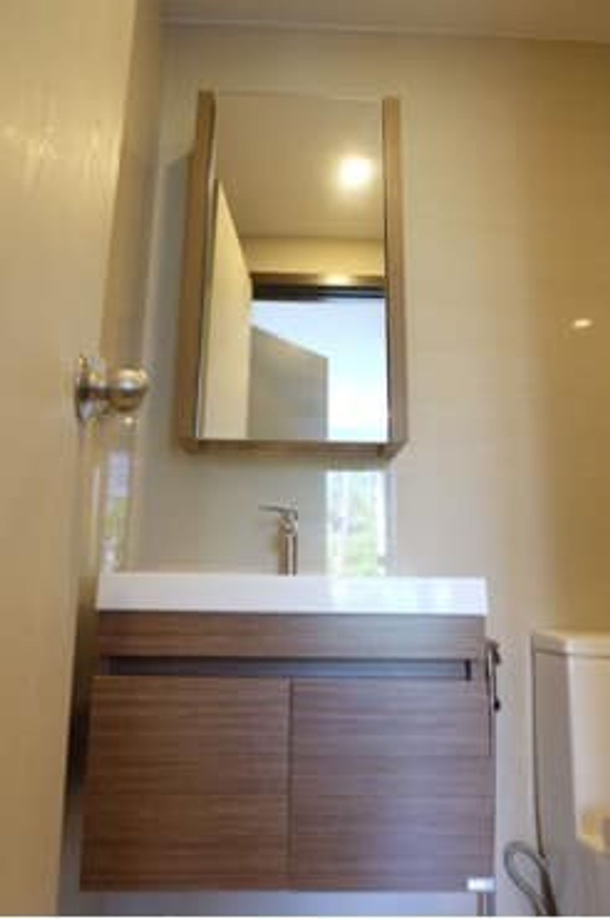 ขายคอนโดอ่อนนุช อุดมสุข : Condo for Sale: The Nest Sukhumvit 64 (Only 600 m. from BTS Punnawithi & Udomsuk)