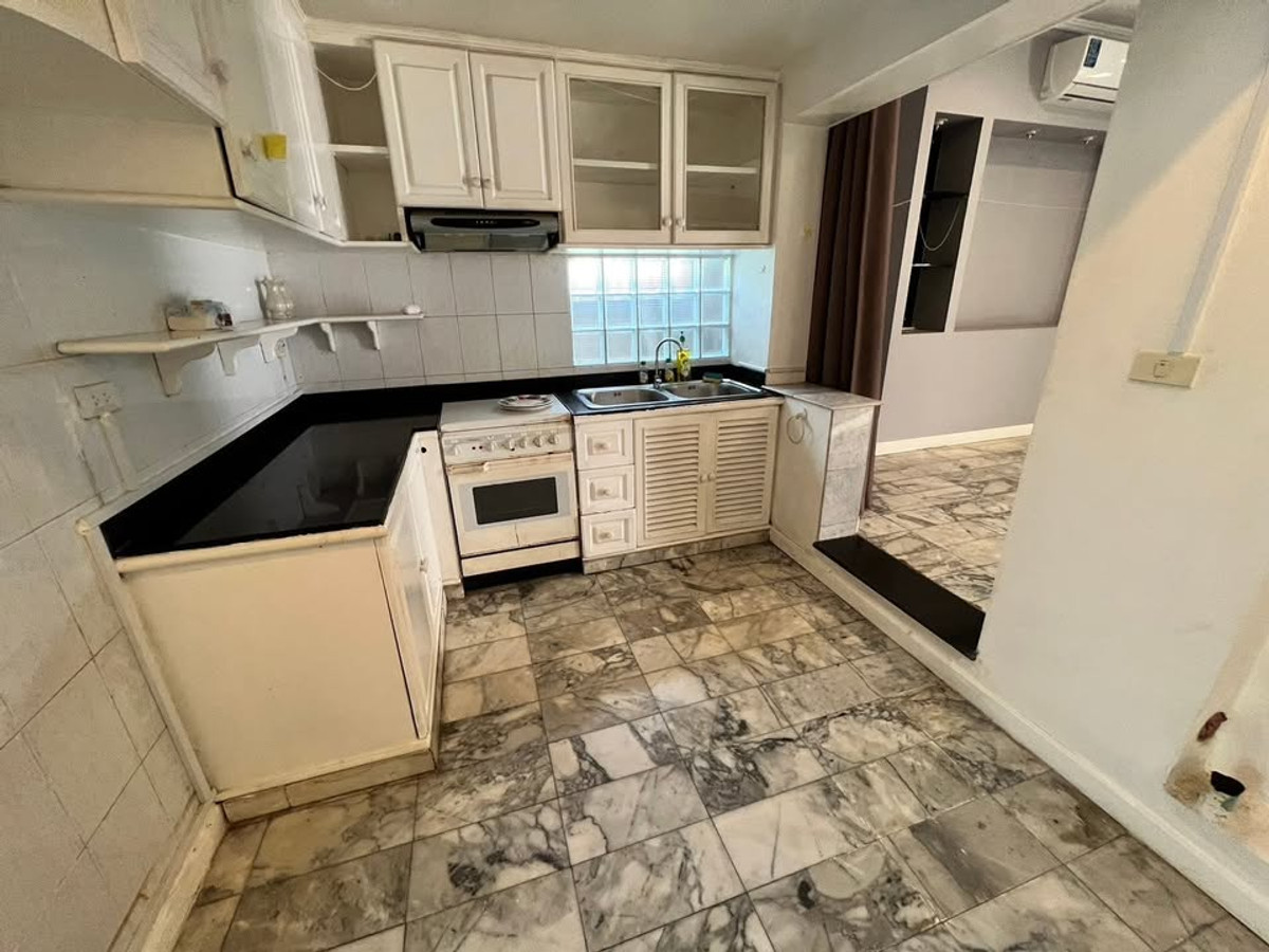 ให้เช่าบ้านแจ้งวัฒนะ เมืองทอง : จะเตรียม ให้สวยงาม เรียบร้อย ก่อนเข้าอยู่ 100% บ้านเดี่ยว ตกแต่งด้วยหินอ่อน 4ห้องนอน ในเมืองทองธานี