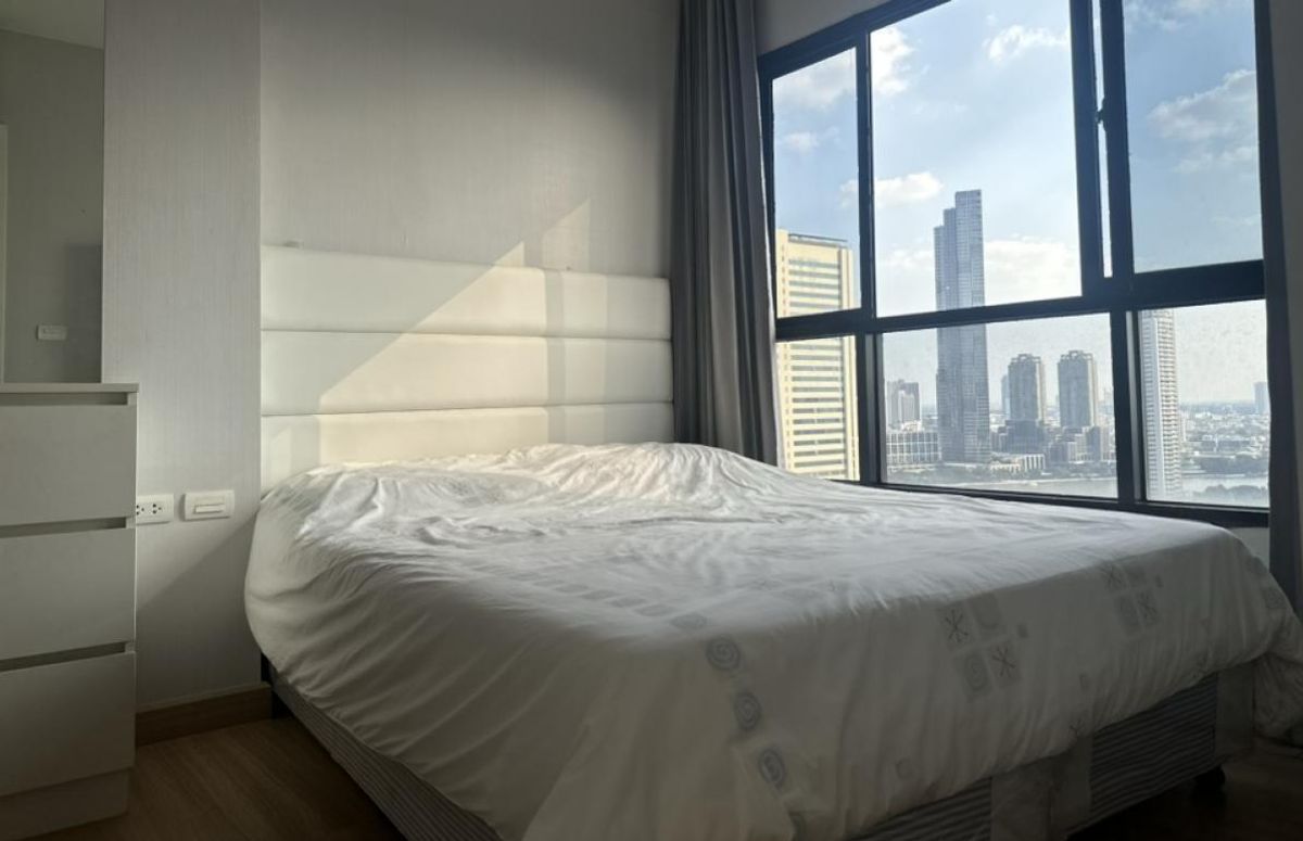 ขายคอนโดวงเวียนใหญ่ เจริญนคร : T4150768 ขาย คอนโด Urbano Absolute Sathon - Taksin ขนาด 37 ตร.ม ชั้น 26
