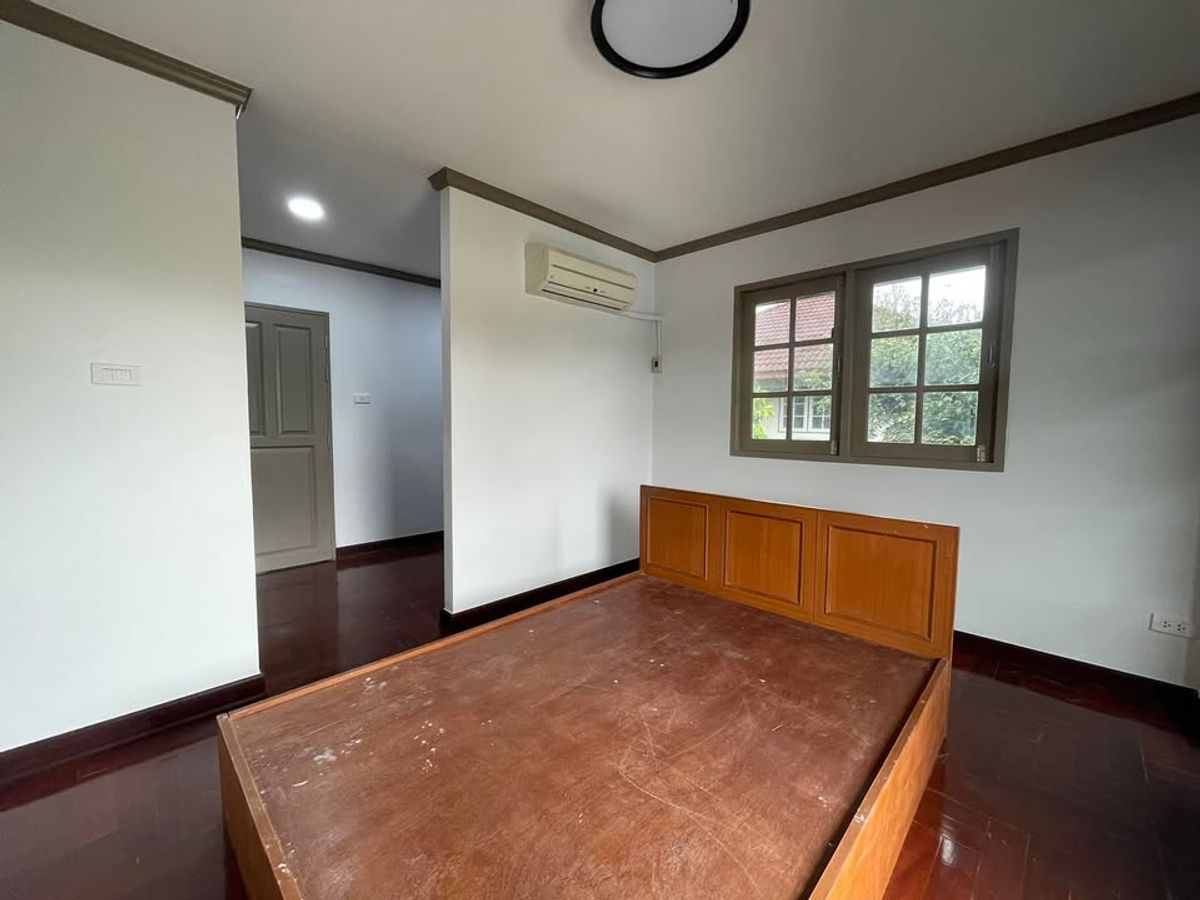 For SaleHouseSamut Prakan,Samrong : Preecha Village Srinakarin–Nam Daeng, spacious detached house with large usable area
