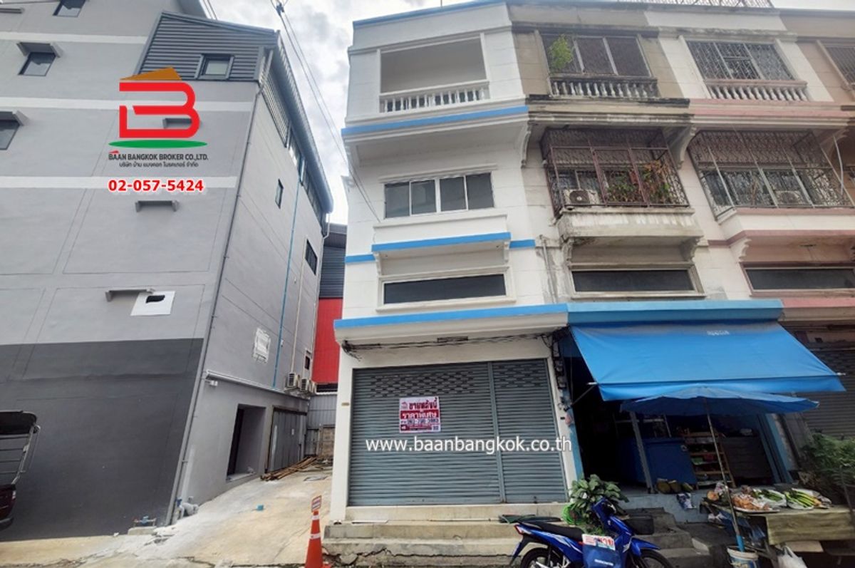 ขายอาคารพาณิชย์บางซื่อ วงศ์สว่าง เตาปูน :  อาคารพาณิชย์ ประชาราษฎร์สาย 1 (ซอยประชาราษฎร์ 16) เนื้อที่ 17 ตรว. ใกล้เกทเวย์ แอท บางซื่อ ถนนประชาราษฎร์ ต.ตลาดขวัญ อ.เมืองนนทบุรี จ.นนทบุรี