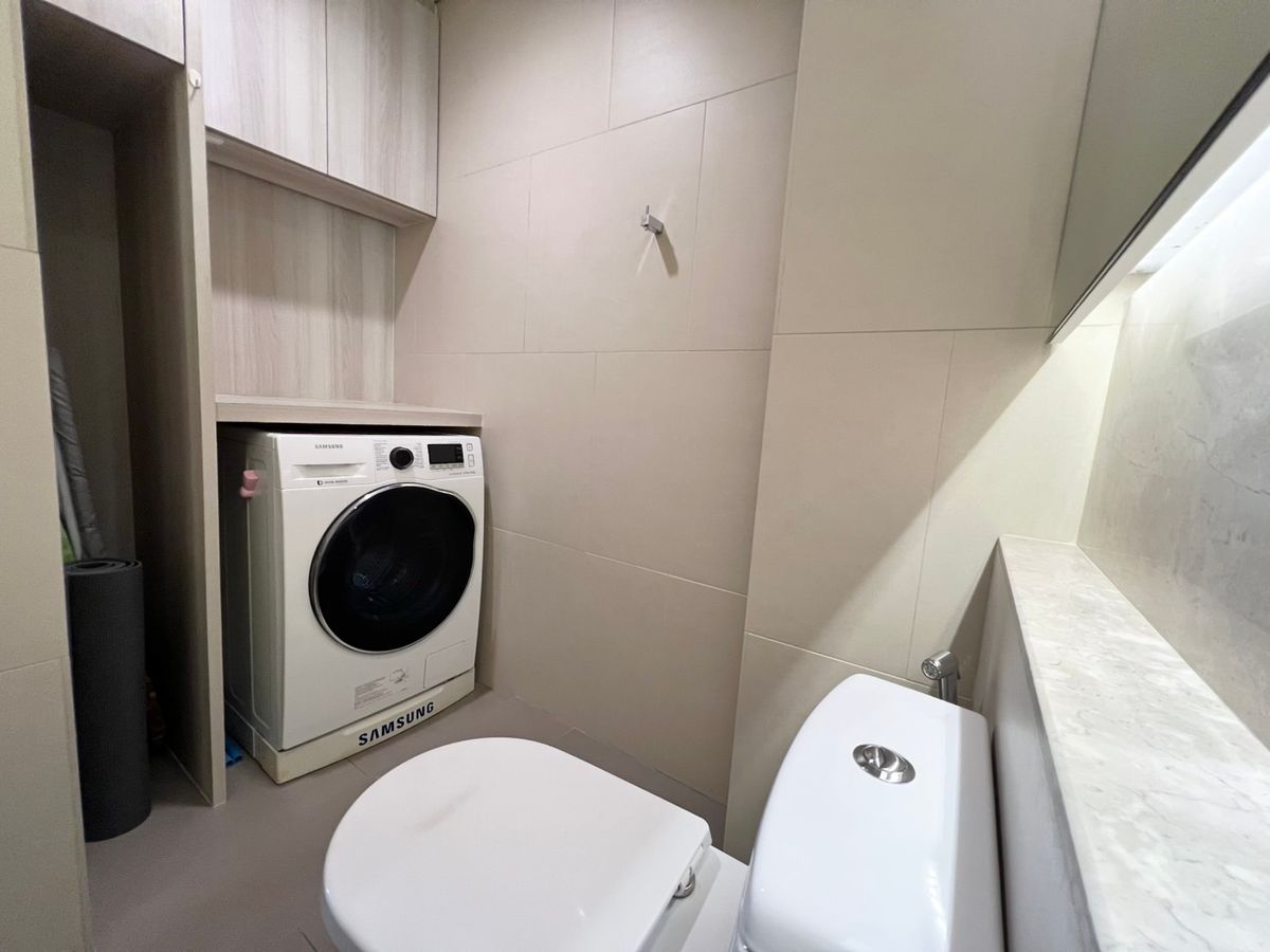 คอนโดสุขุมวิท อโศก ทองหล่อ : คอนโด The Lumpini 24 เดินทางสะดวก ใกล้รถไฟฟ้าบีทีเอส มีรถรับส่ง ห้องสวย เฟอร์นิเจอร์ครบ พร้อมอยู่ทันที