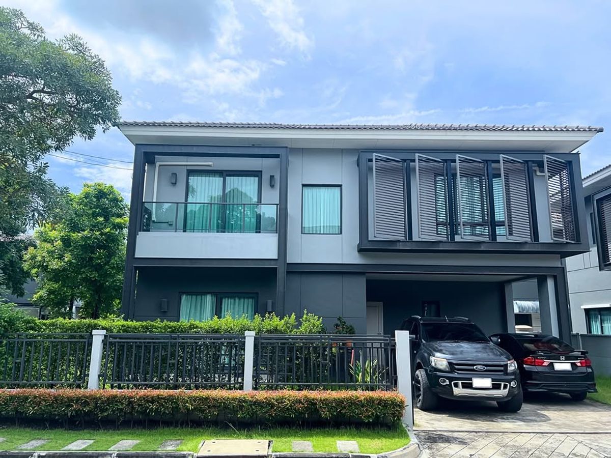 For RentHouseChaengwatana, Muangthong : house never rented, 4-bedroom near an international school, close to Robinson Ratchapruek.