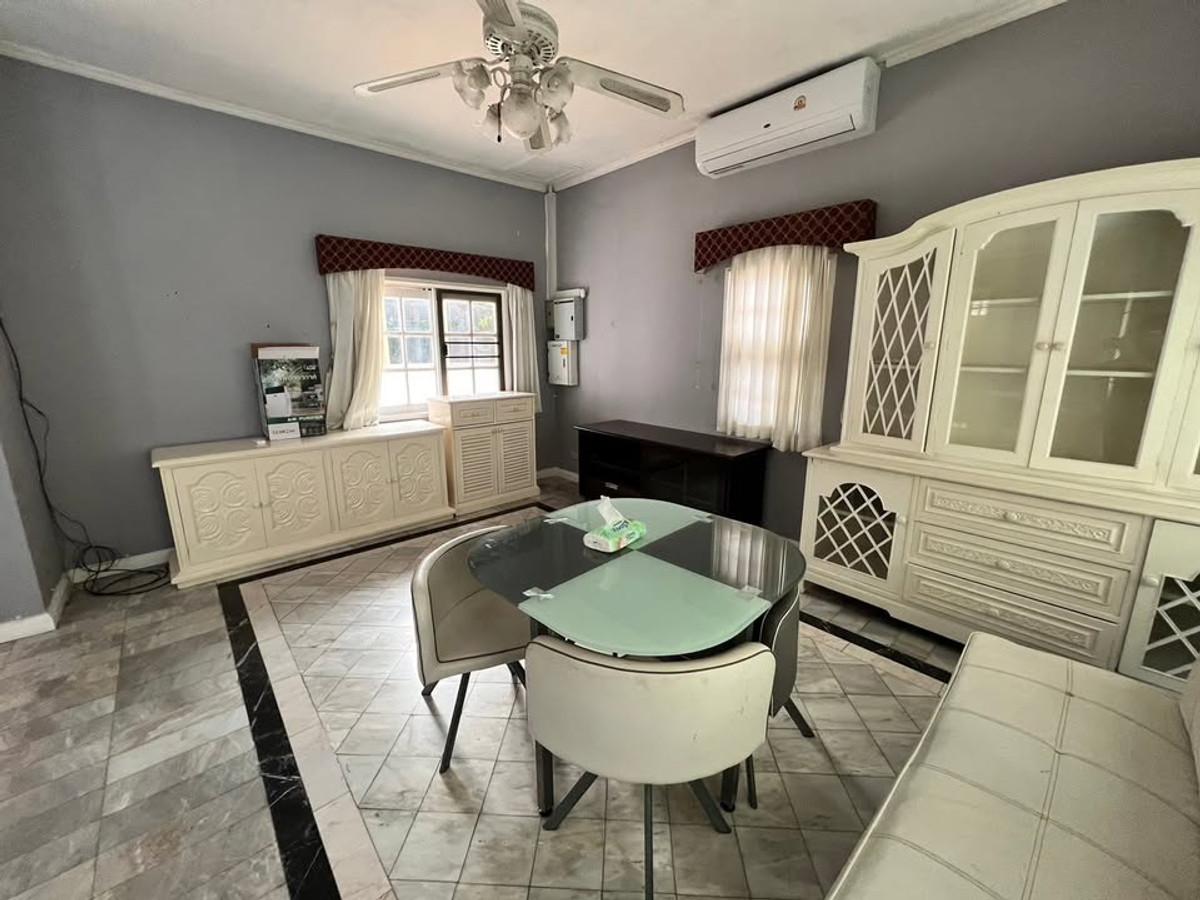 ให้เช่าบ้านแจ้งวัฒนะ เมืองทอง : จะเตรียม ให้สวยงาม เรียบร้อย ก่อนเข้าอยู่ 100% บ้านเดี่ยว ตกแต่งด้วยหินอ่อน 4ห้องนอน ในเมืองทองธานี