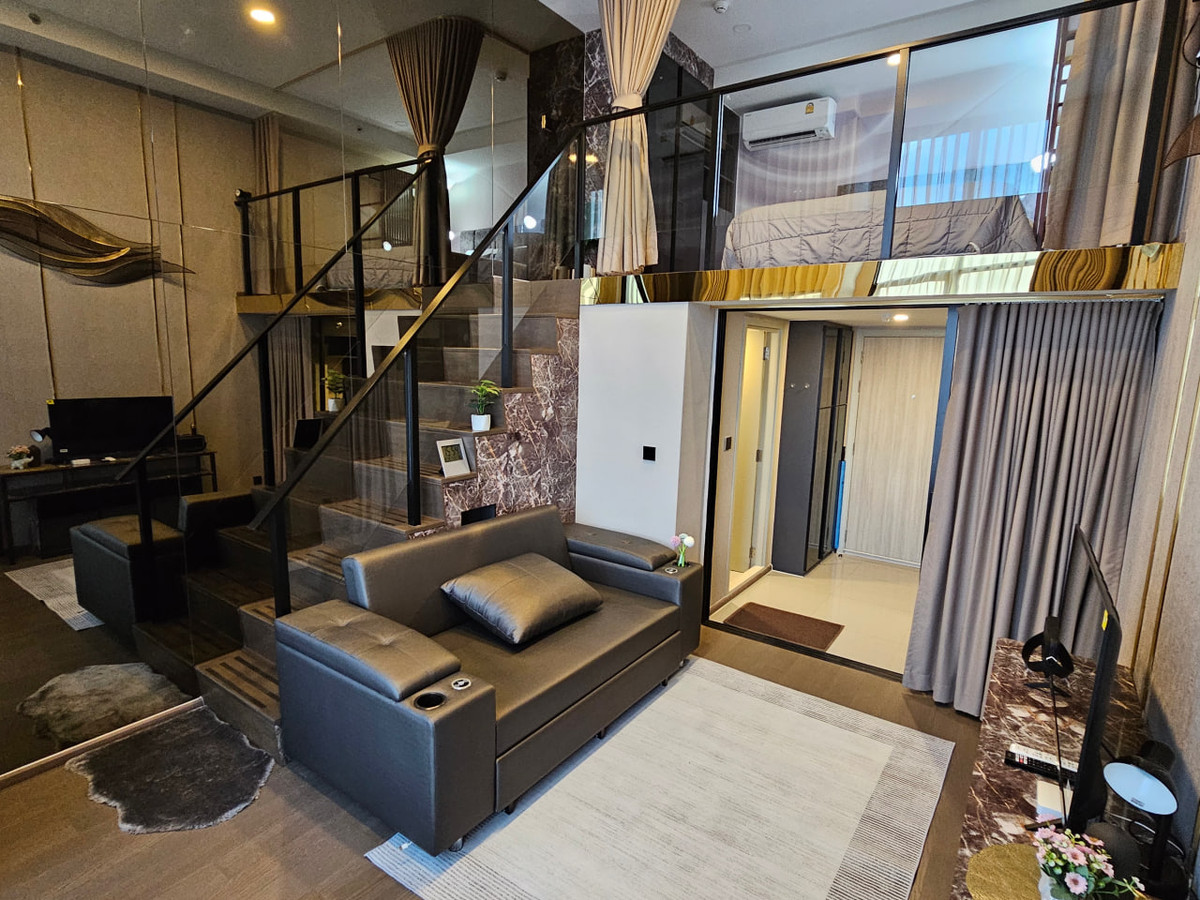 For SaleCondoSiam Paragon ,Chulalongkorn,Samyan : Park Origin Chula Samyan【𝐒𝐄𝐋𝐋 & 𝐑𝐄𝐍𝐓】🔥2-storey room, beautifully decorated, city view, complete common area, opposite Barattong🔥  Contact Line ID: @hacondo