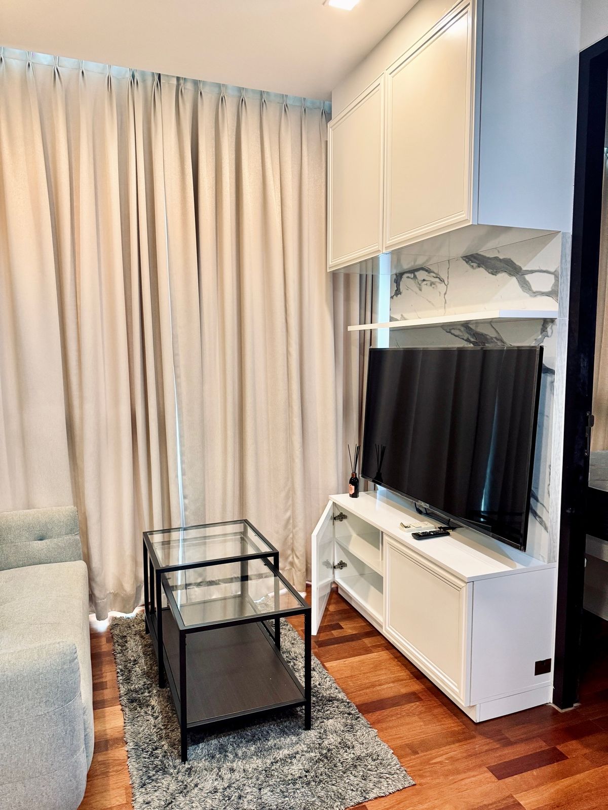 For RentCondoRatchathewi,Phayathai : For Rent! Wish Signature Midtown Siam with Private Lift💖 - High Floor. Beautiful view.