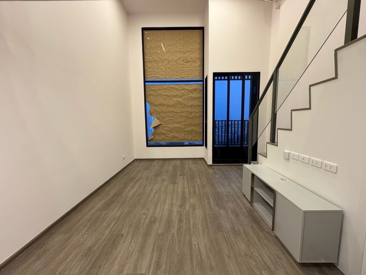 For SaleCondoKasetsart, Ratchayothin : Near BTS Agriculture 🚇 High level, loss price‼ ️