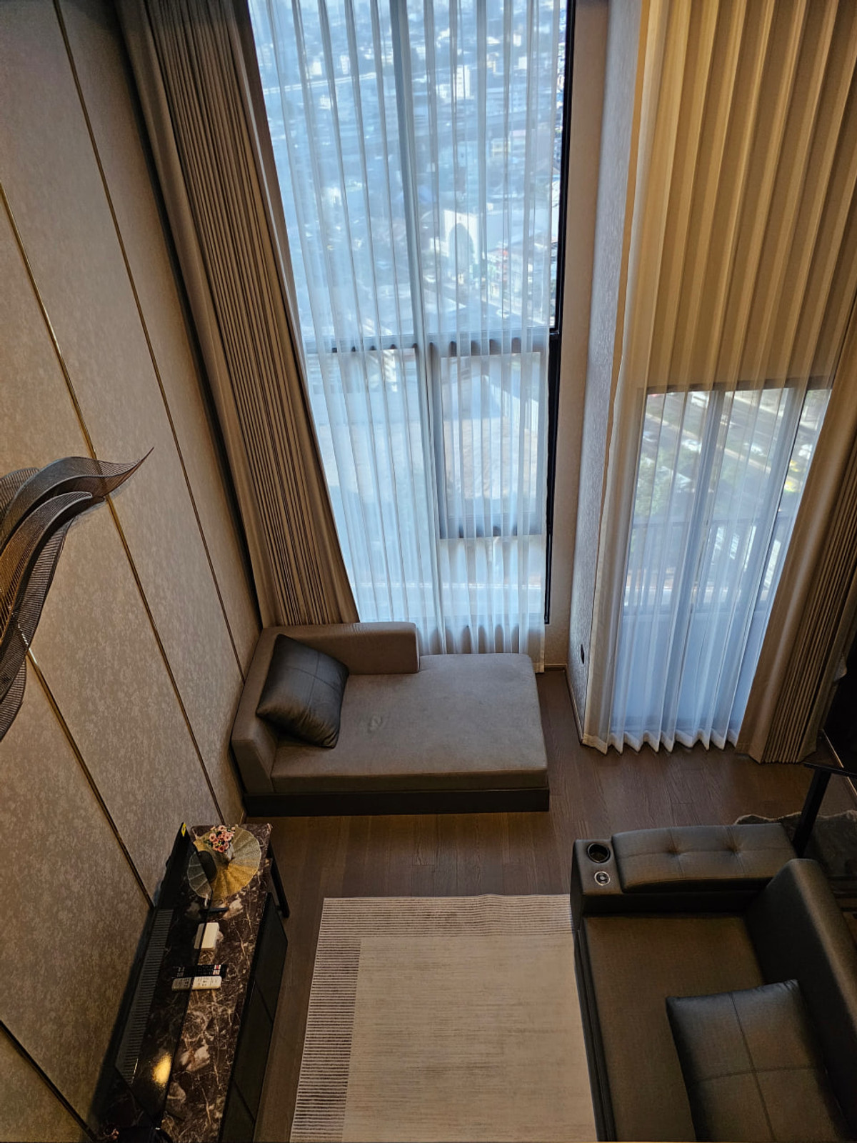 For SaleCondoSiam Paragon ,Chulalongkorn,Samyan : Park Origin Chula Samyan【𝐒𝐄𝐋𝐋 & 𝐑𝐄𝐍𝐓】🔥2-storey room, beautifully decorated, city view, complete common area, opposite Barattong🔥  Contact Line ID: @hacondo