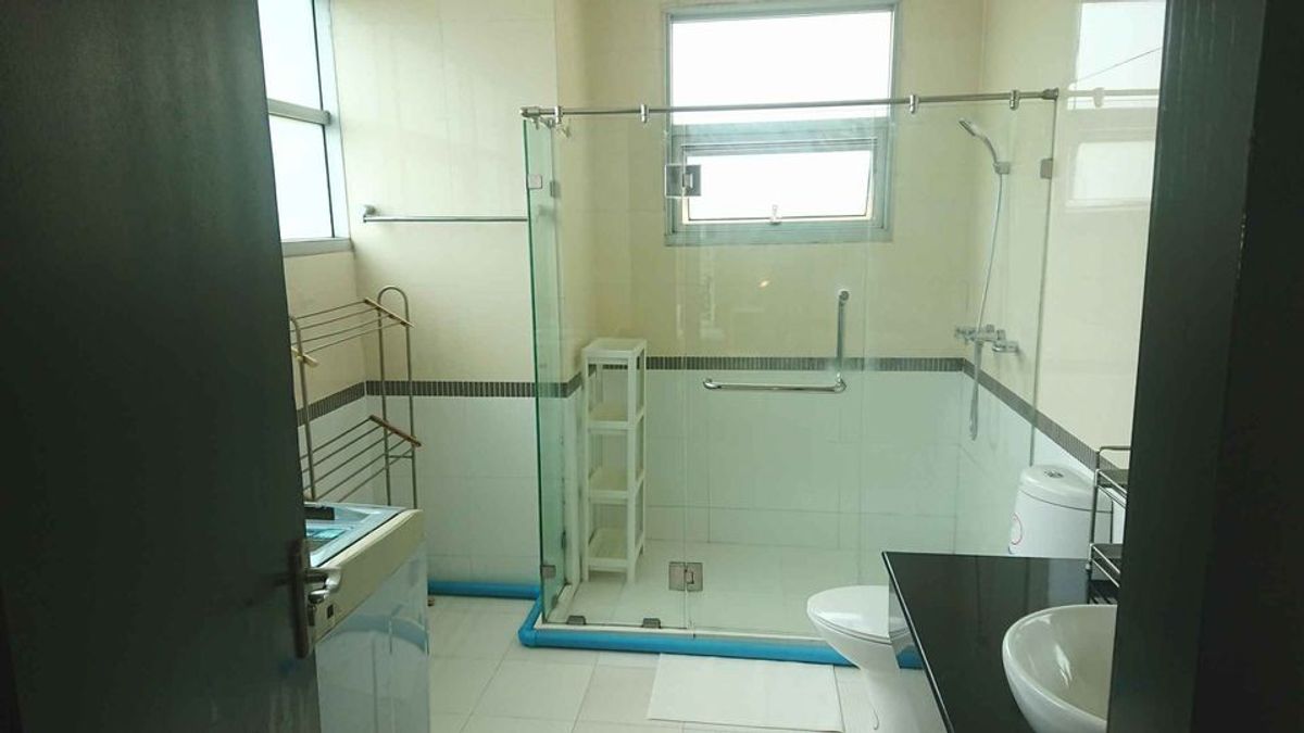 For RentCondoRatchathewi,Phayathai : Baan Klang Krung Siam Pathumwan【𝐑𝐄𝐍𝐓】🔥Modern 2-bedroom room, very spacious, near BTS Ratchathewi🔥  Contact Line ID: @hacondo