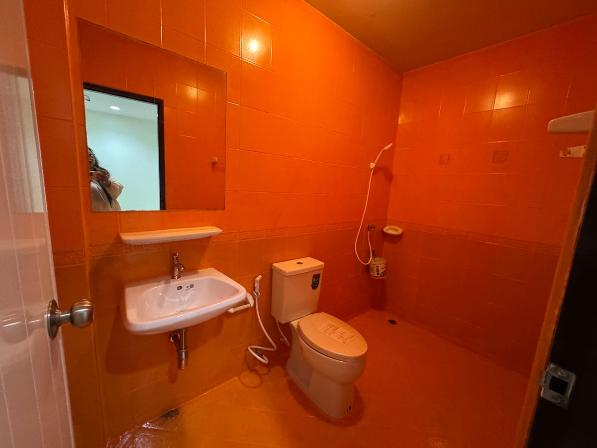 ขายทาวน์โฮมปทุมธานี รังสิต ธรรมศาสตร์ : 🏠 บ้านดีพร้อมอยู่ ขายทาวน์เฮาส์  หมู่บ้านซื่อตรง ถ.รังสิต-นครนายก คลอง3 🏠