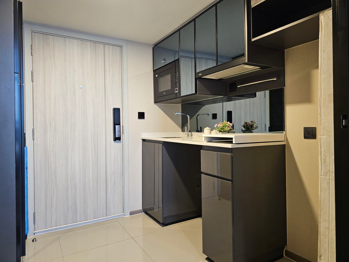 For SaleCondoSiam Paragon ,Chulalongkorn,Samyan : Park Origin Chula Samyan【𝐒𝐄𝐋𝐋 & 𝐑𝐄𝐍𝐓】🔥2-storey room, beautifully decorated, city view, complete common area, opposite Barattong🔥  Contact Line ID: @hacondo