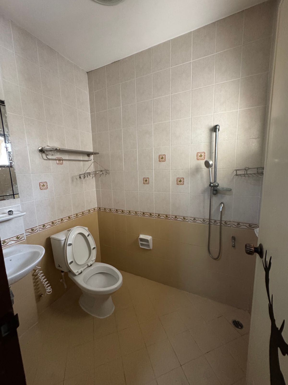 For SaleTownhomePathum Thani,Rangsit, Thammasat : 🏡 Good price, do not miss the townhouse. Sue village Rangsit-Nakhon Nayok Road, Khlong 3🏡