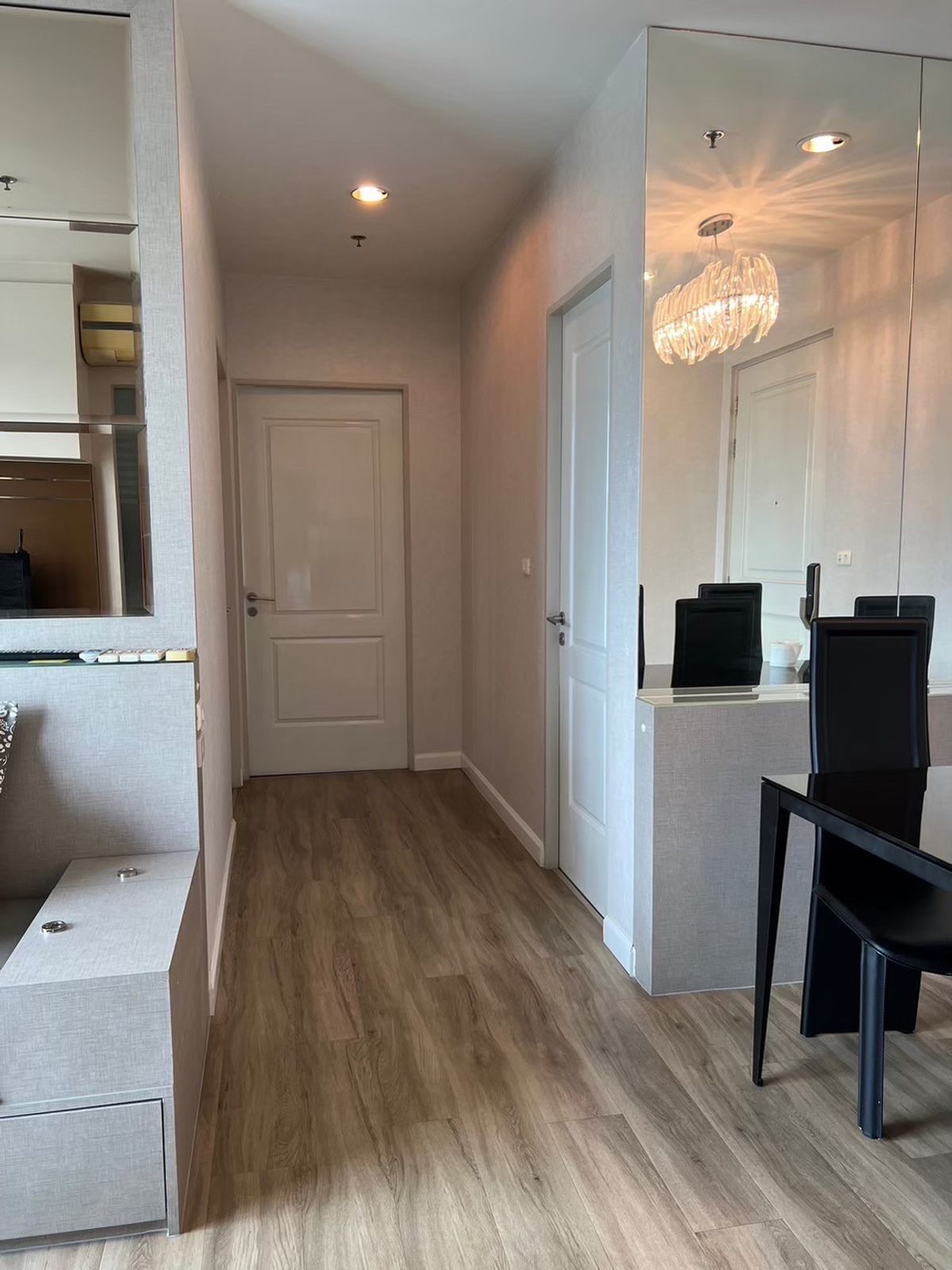 ขายคอนโดวงเวียนใหญ่ เจริญนคร : For Sale Condo Q House Condo Sathorn  (S15-34429)