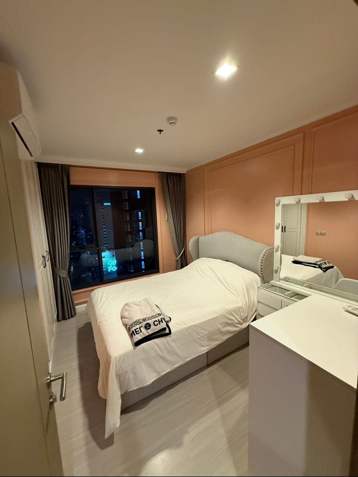 ให้เช่าคอนโดพระราม 9 เพชรบุรีตัดใหม่ RCA : Life Asoke Rama 9 for rent